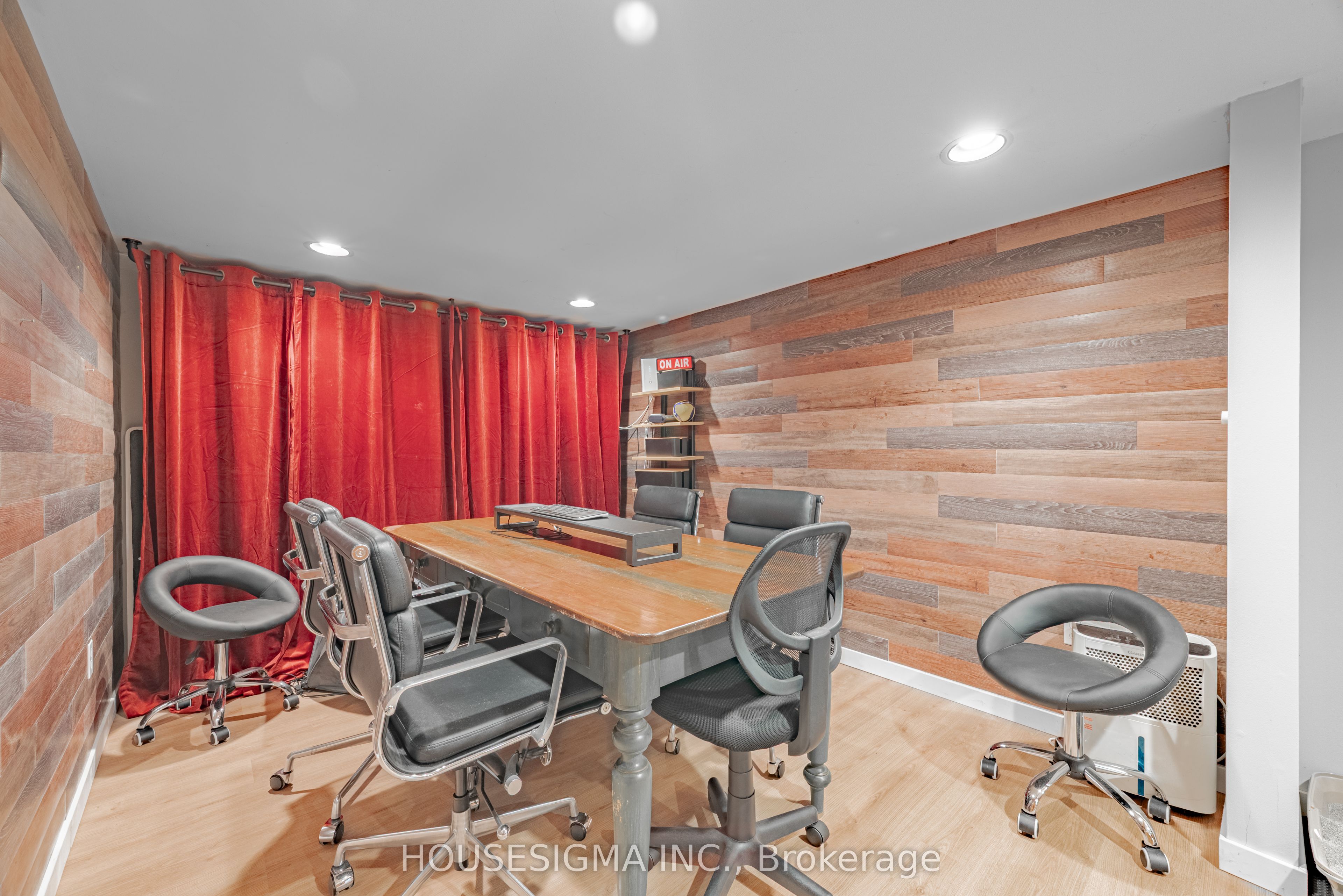 26 Park Street Property Photo 39