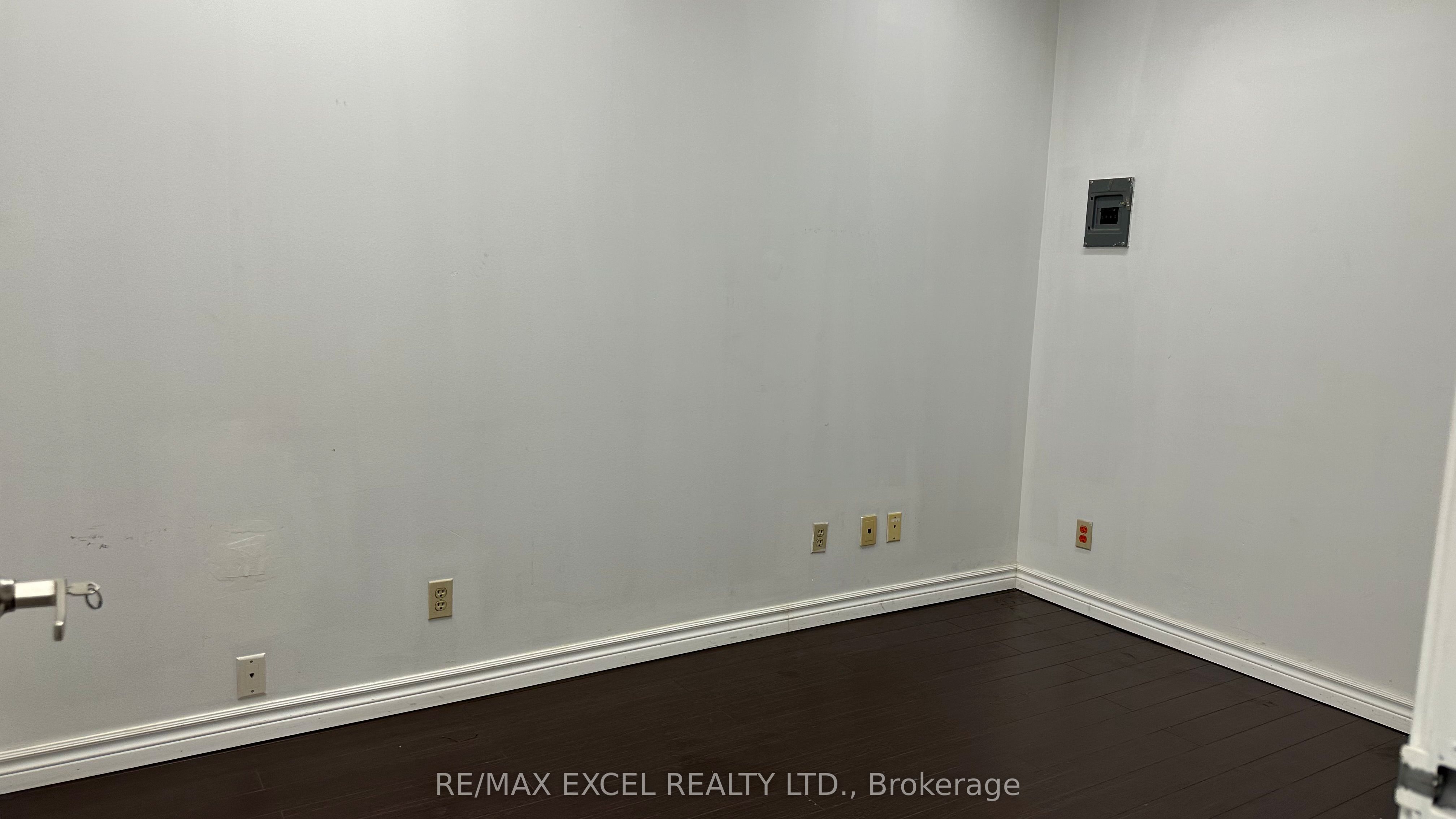 55 Nugget Avenue 211 Property Photo 3