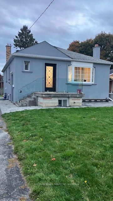 5 Orlando Boulevard Property Photo 1