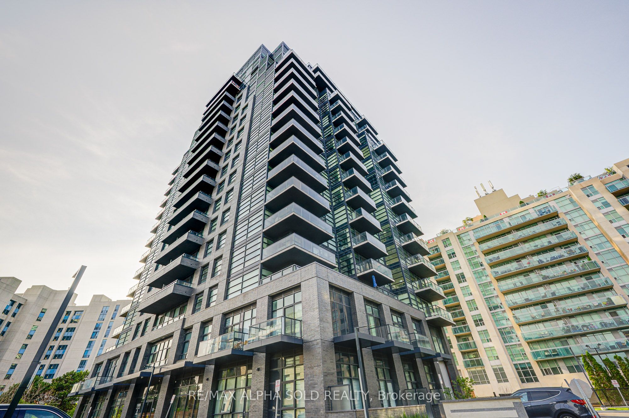 1606 Charles St Property Photo 1