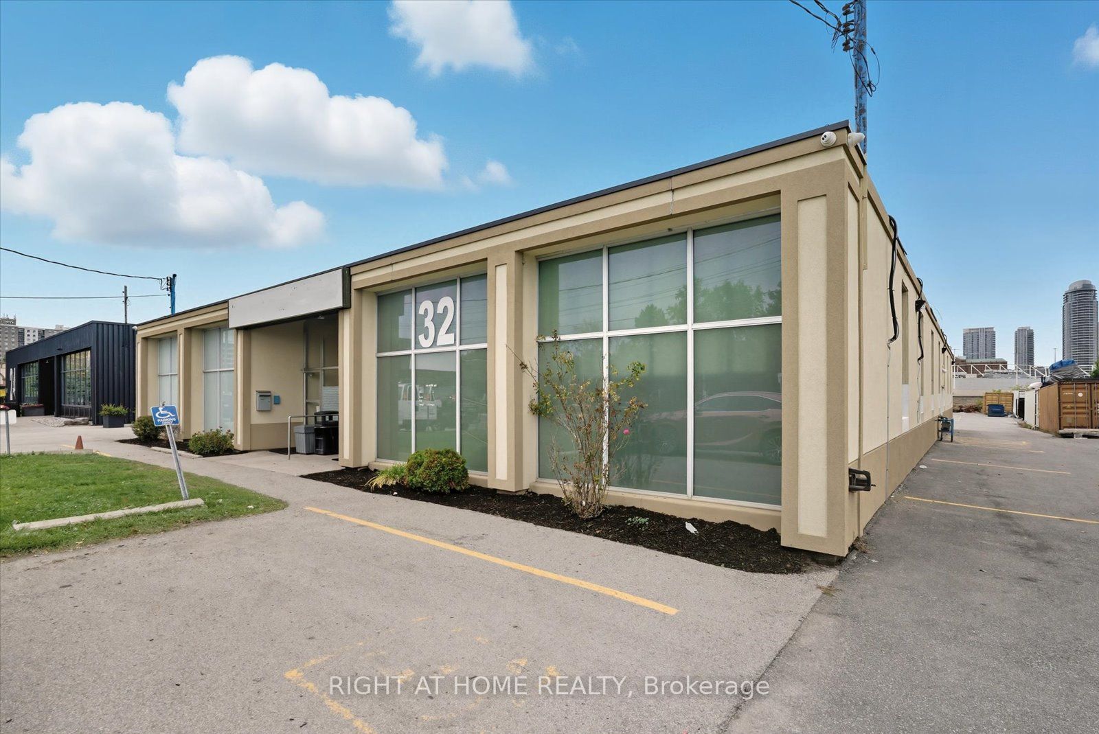 30-32 Progress Avenue Property Photo 5