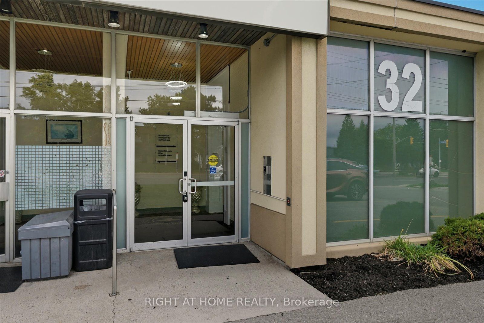 30-32 Progress Avenue Property Photo 6