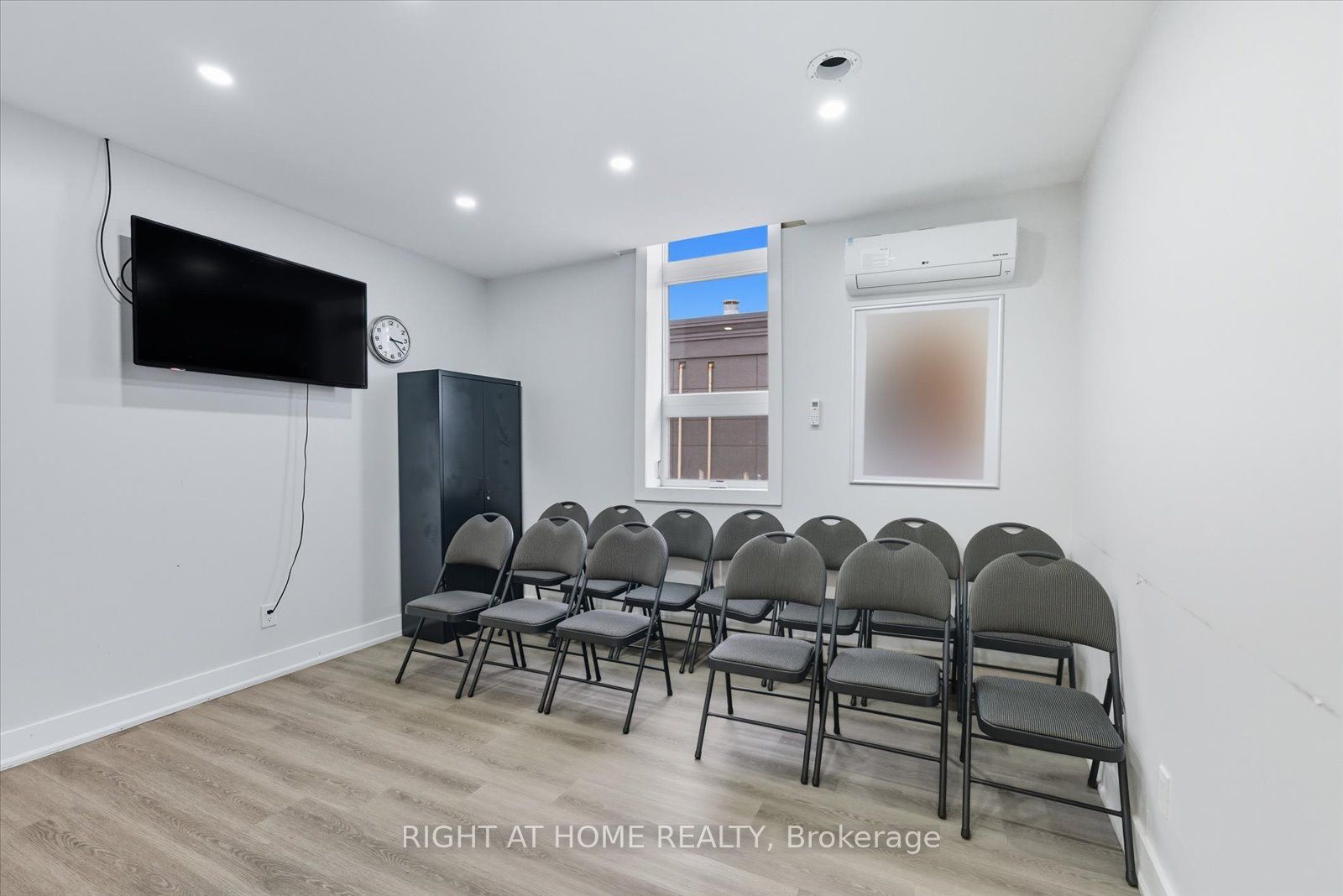 30-32 Progress Avenue Property Photo 41