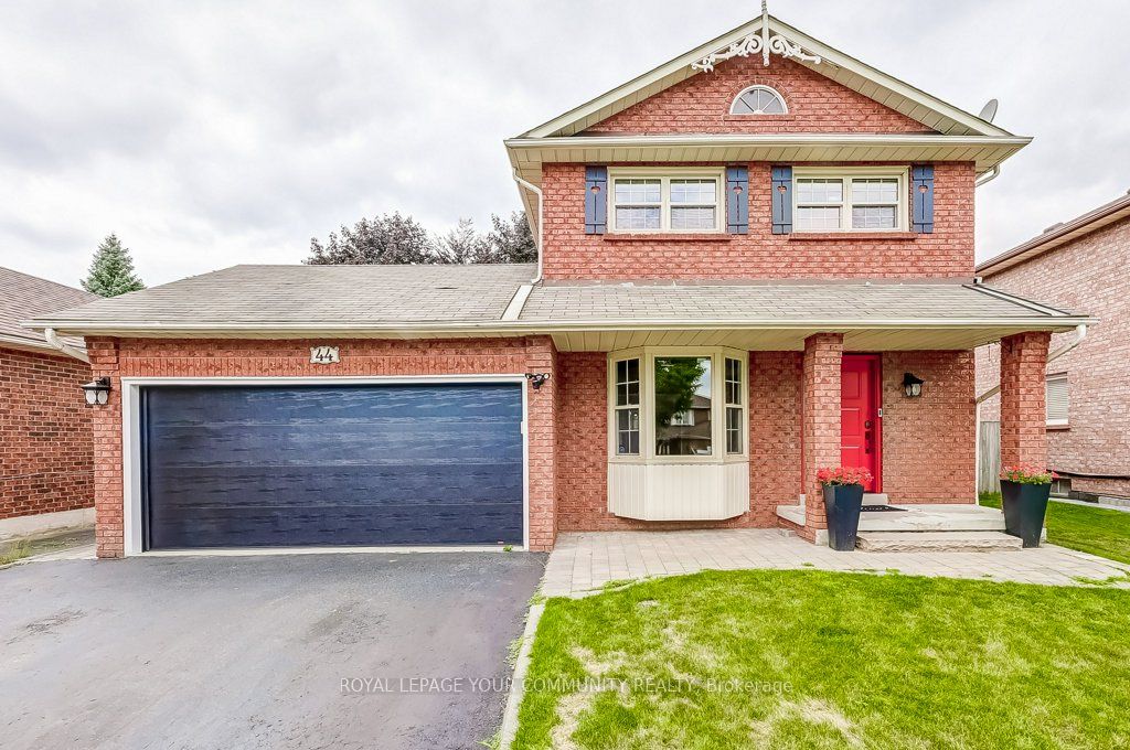 44 Canadian Oaks Drive Property Photo 1