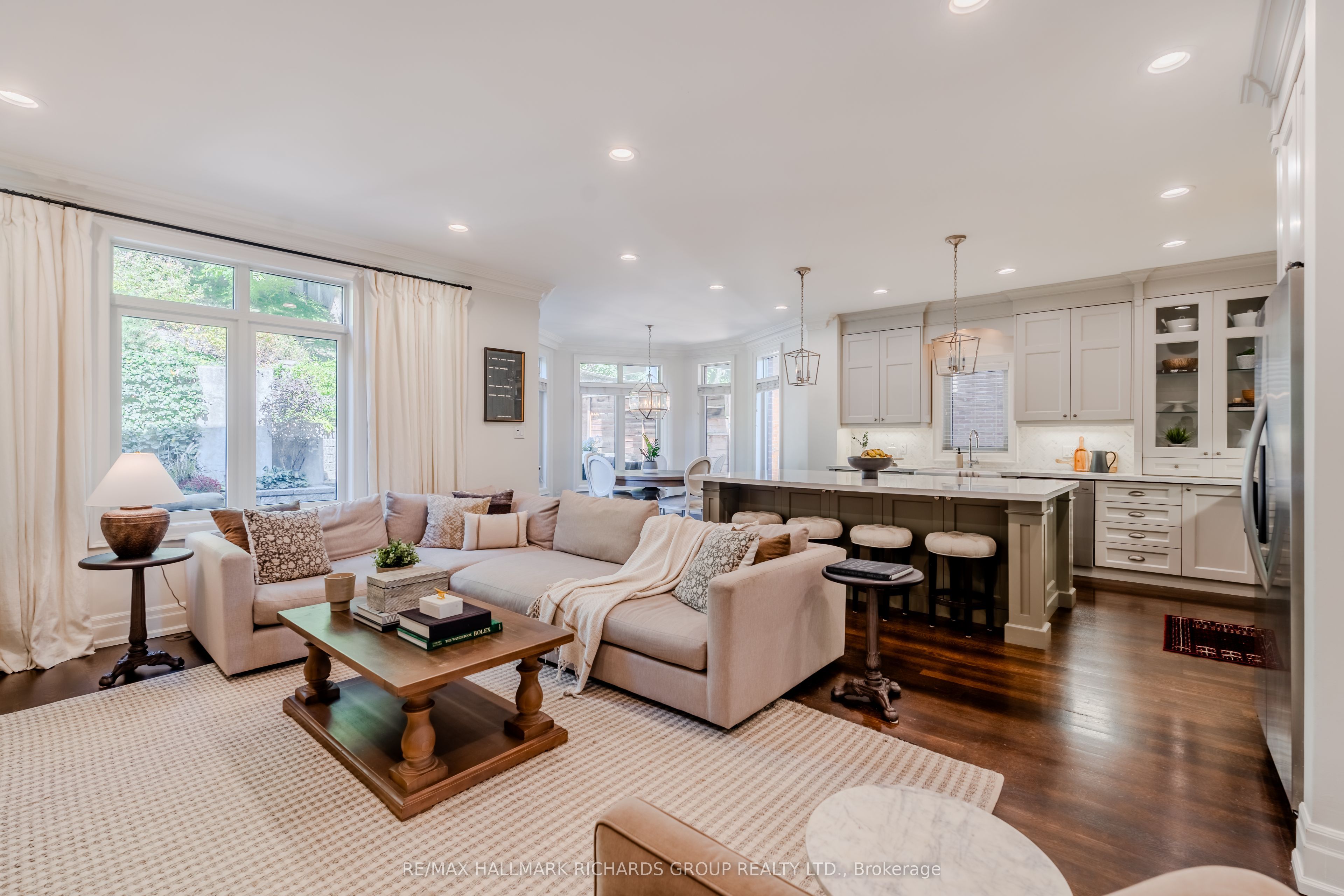 34b Long Crescent Property Photo 8