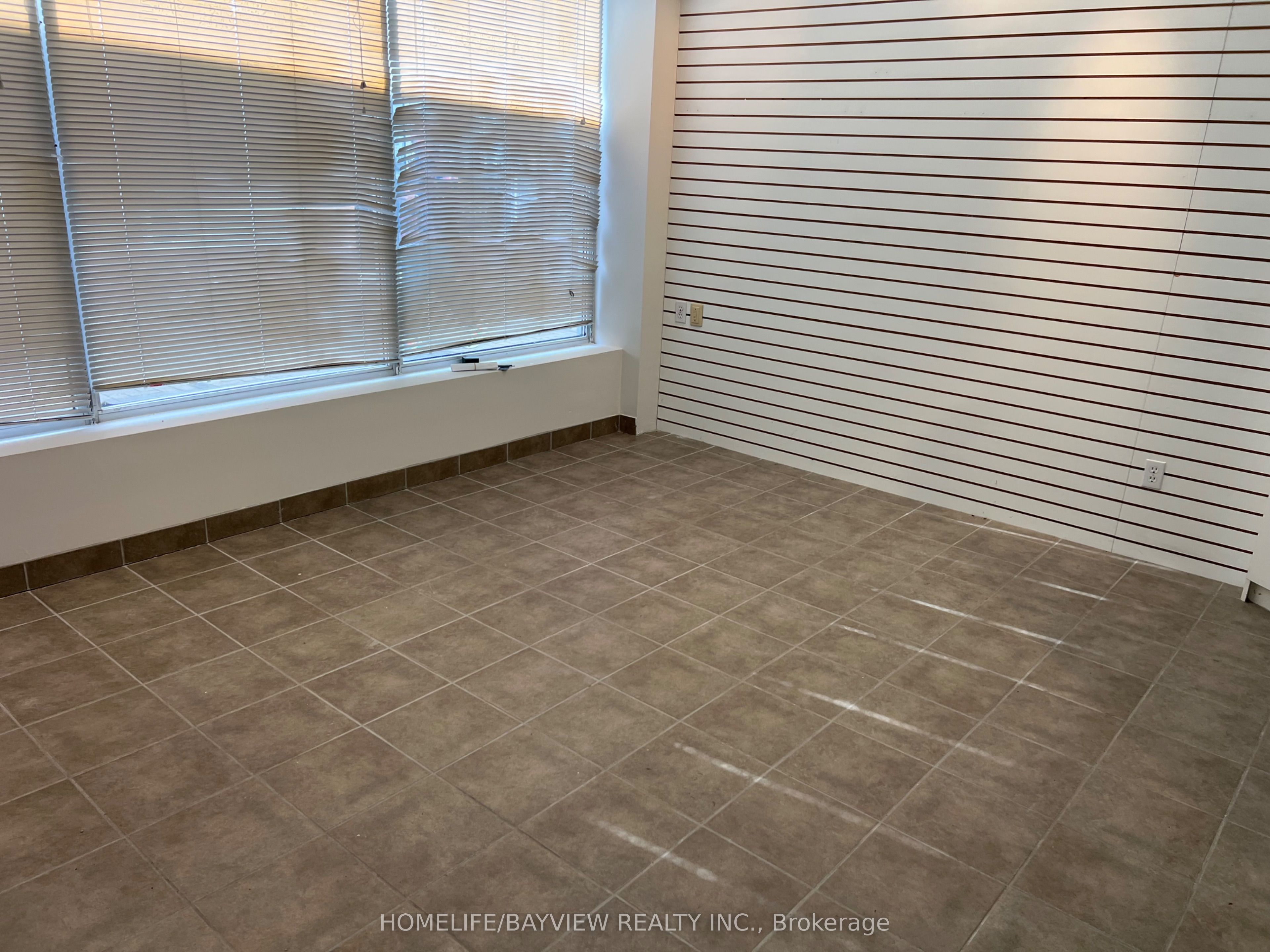 4465 Sheppard Avenue E 2 Property Photo 9