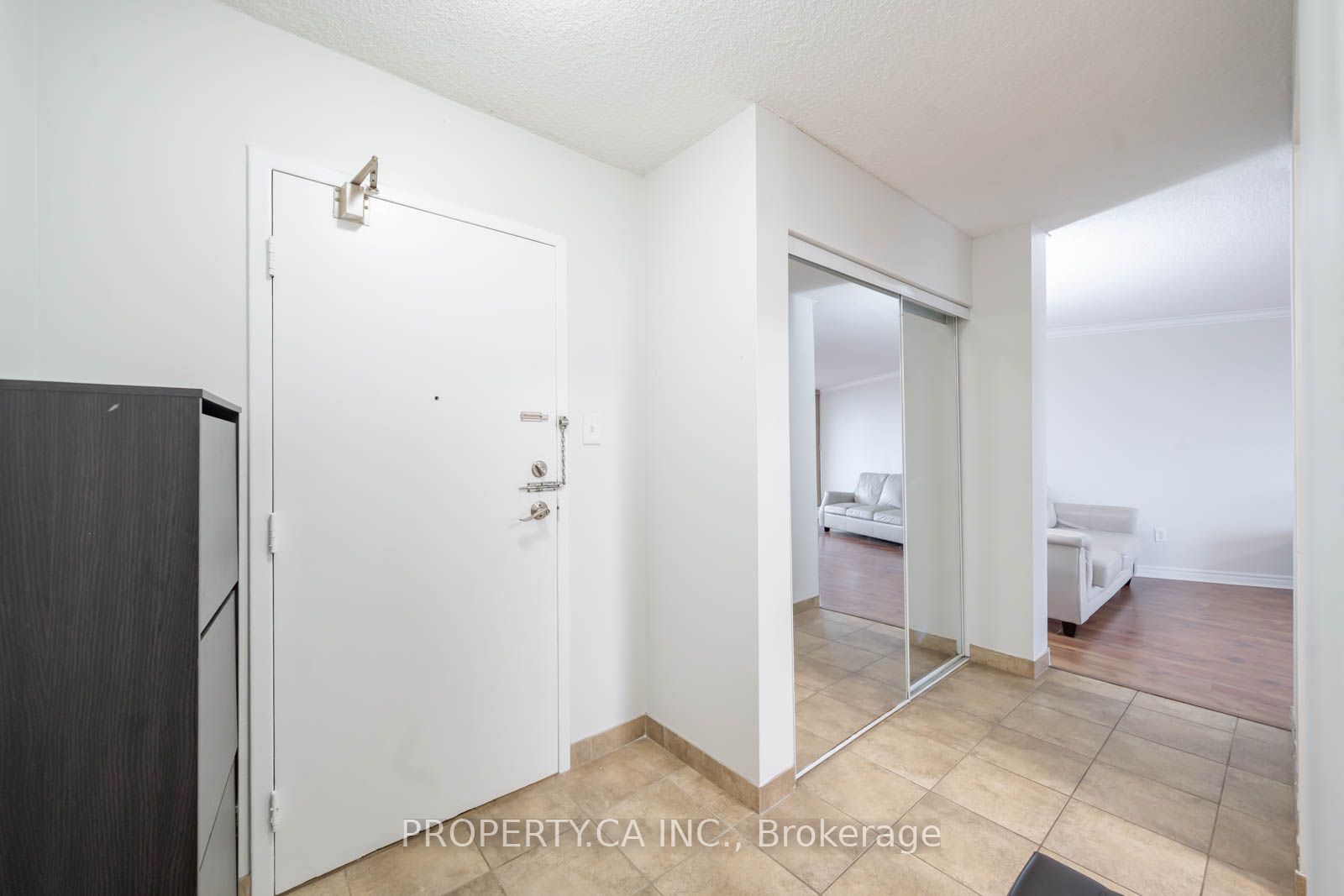 121 Trudelle Street 609 Property Photo 4