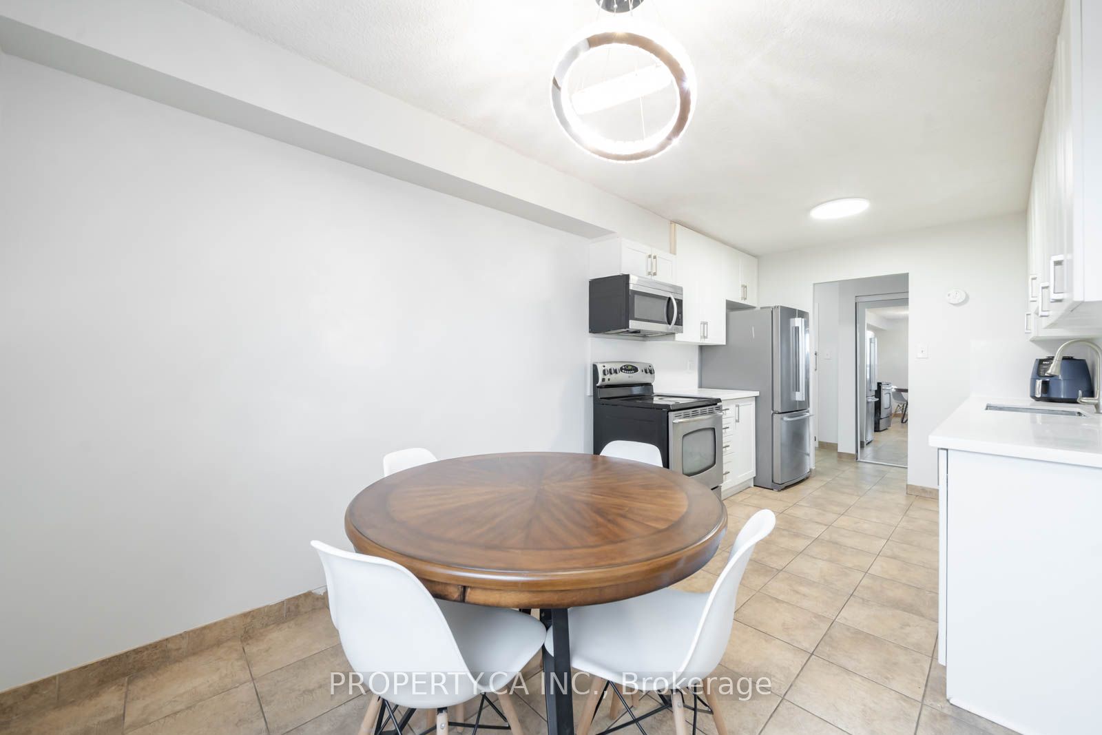 121 Trudelle Street 609 Property Photo 12