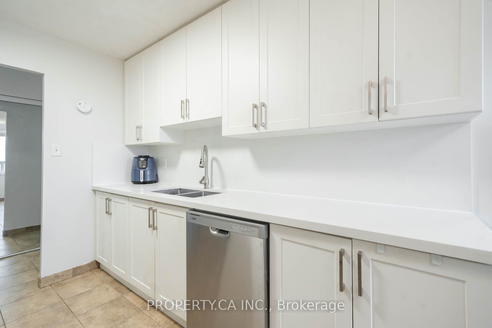 121 Trudelle Street 609 Property Photo 14