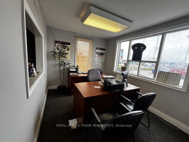 480 Taunton Road E Property Photo 6