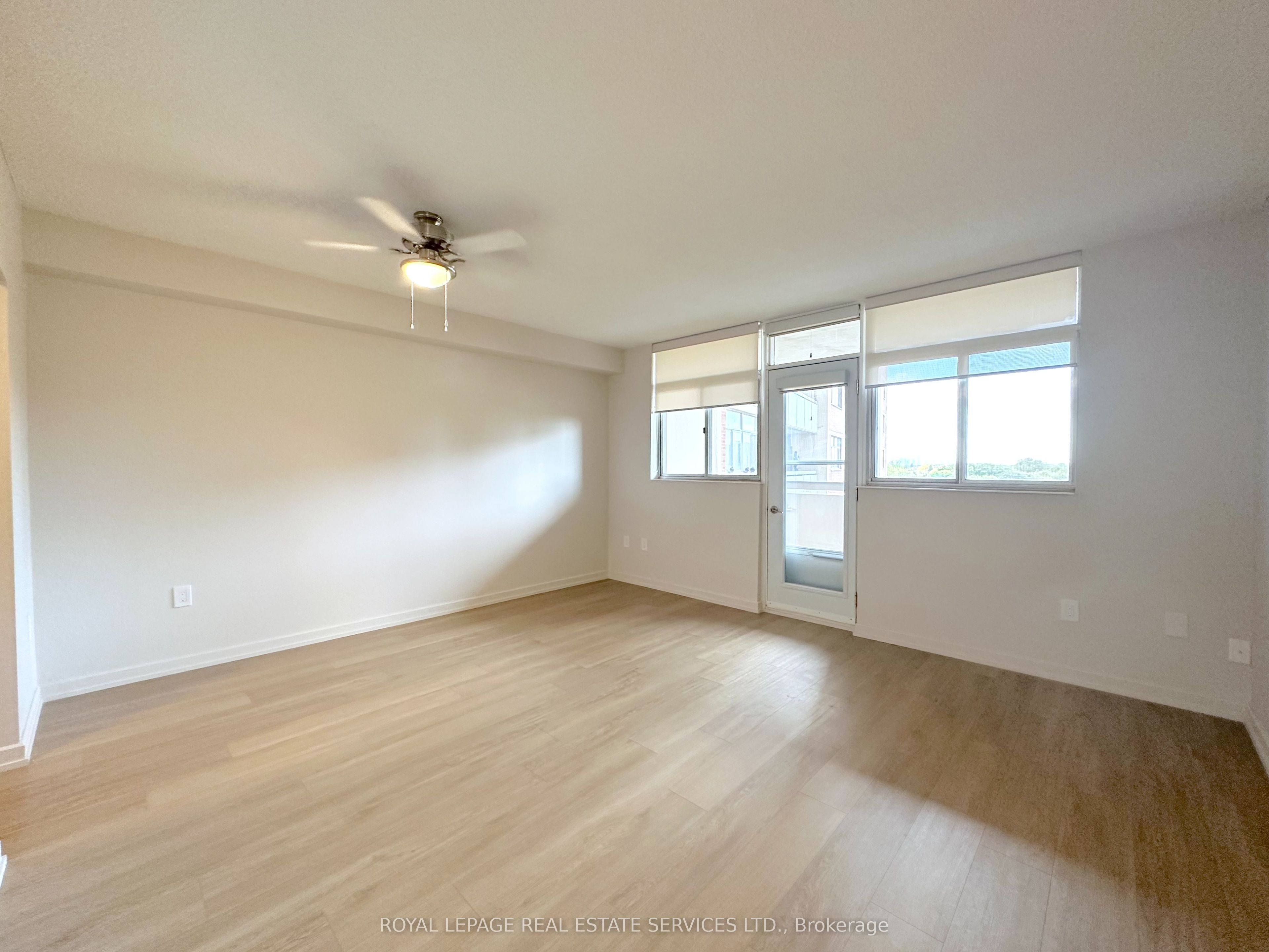 30 Denton Avenue 802 Property Photo 2