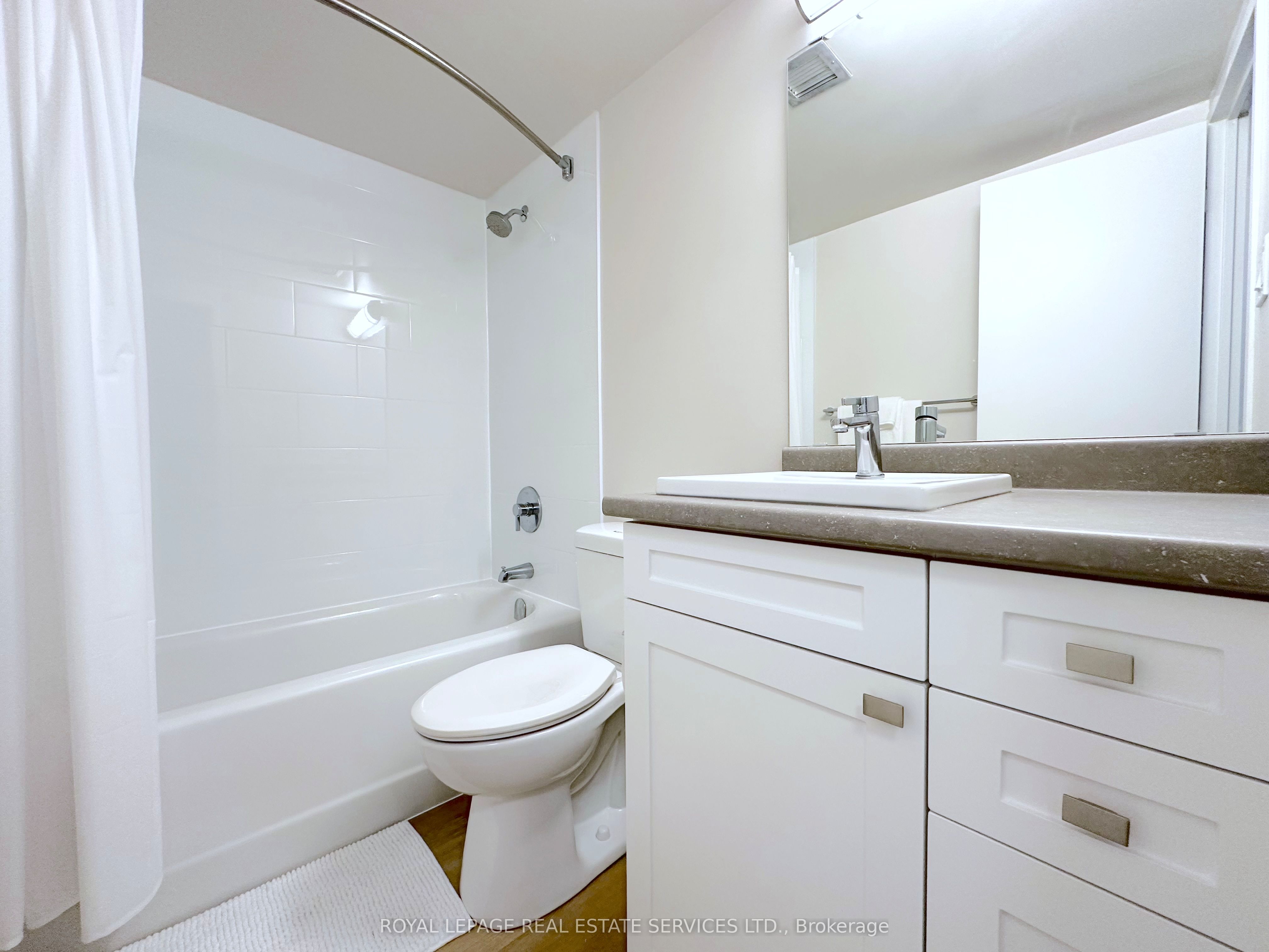 30 Denton Avenue 802 Property Photo 11