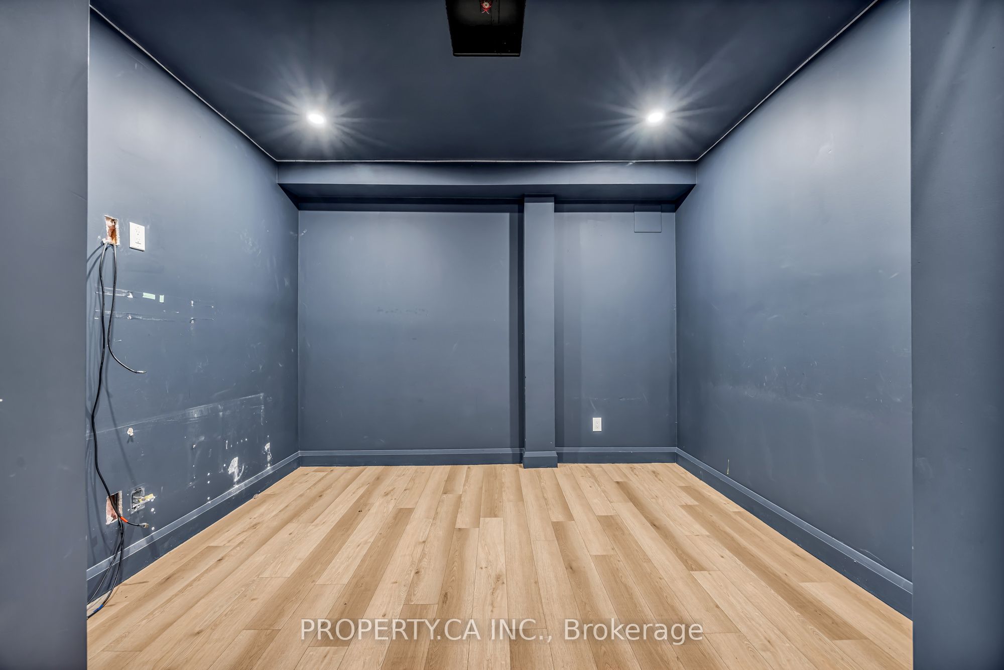 793 Pharmacy Avenue 118 Property Photo 7