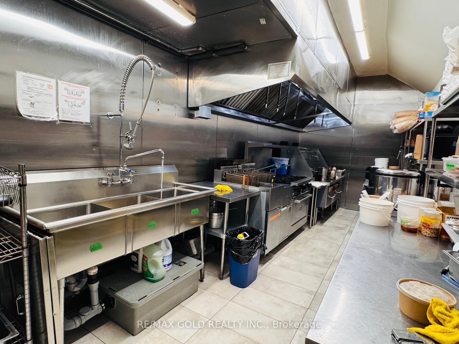 515 Danforth Avenue Property Photo 3