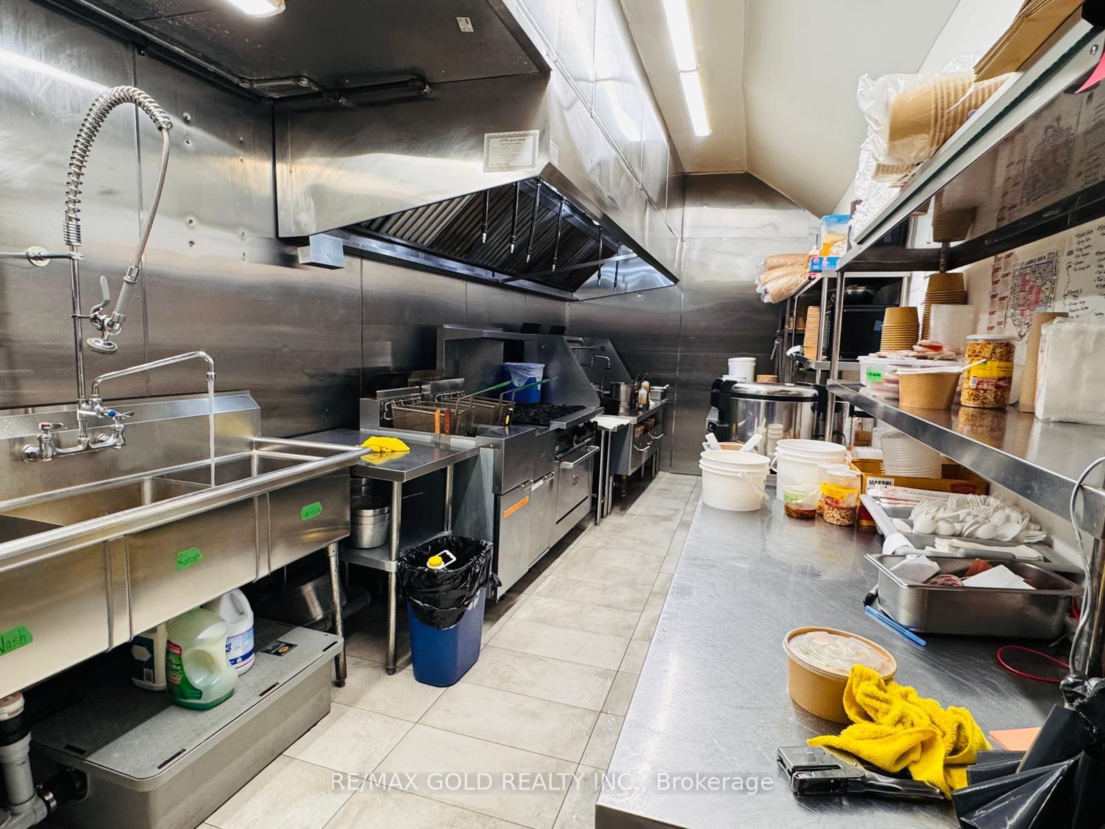 515 Danforth Avenue Property Photo 5