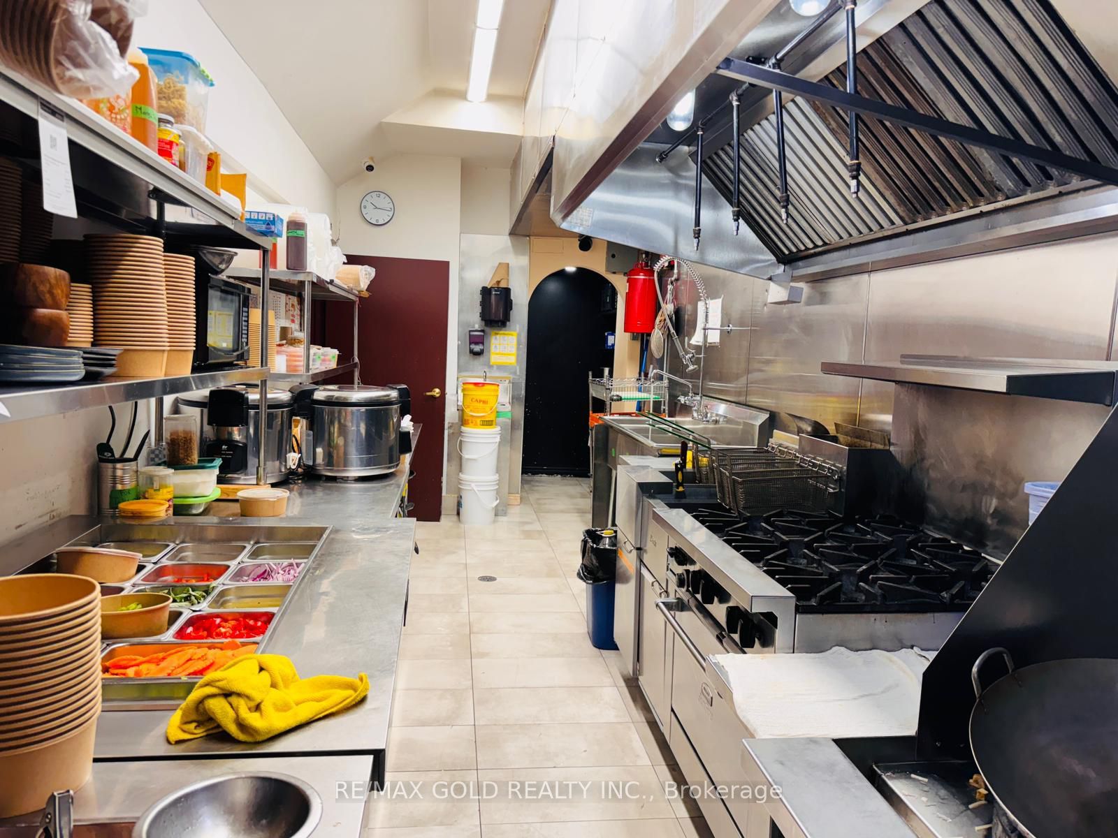 515 Danforth Avenue Property Photo 6