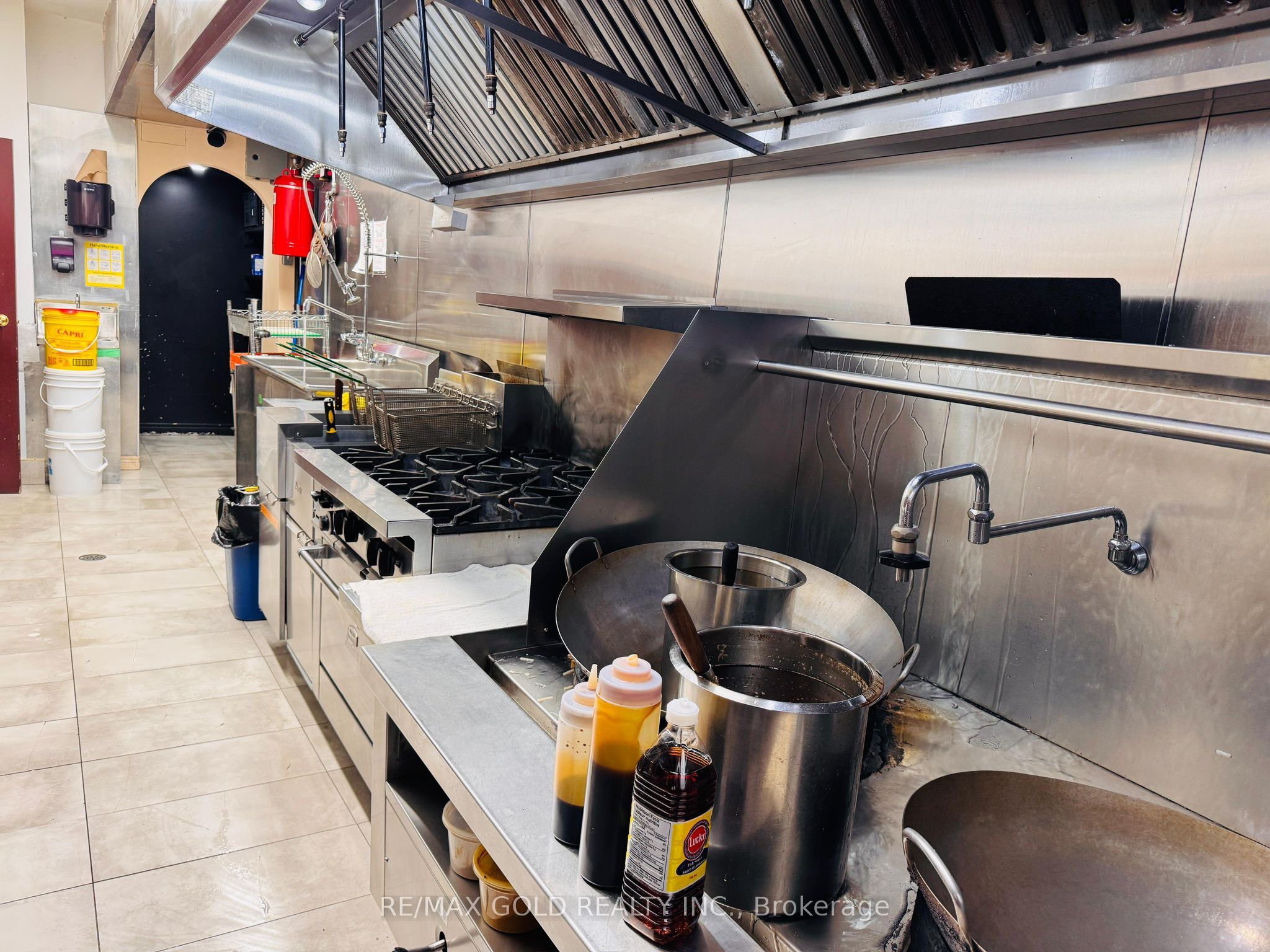 515 Danforth Avenue Property Photo 8