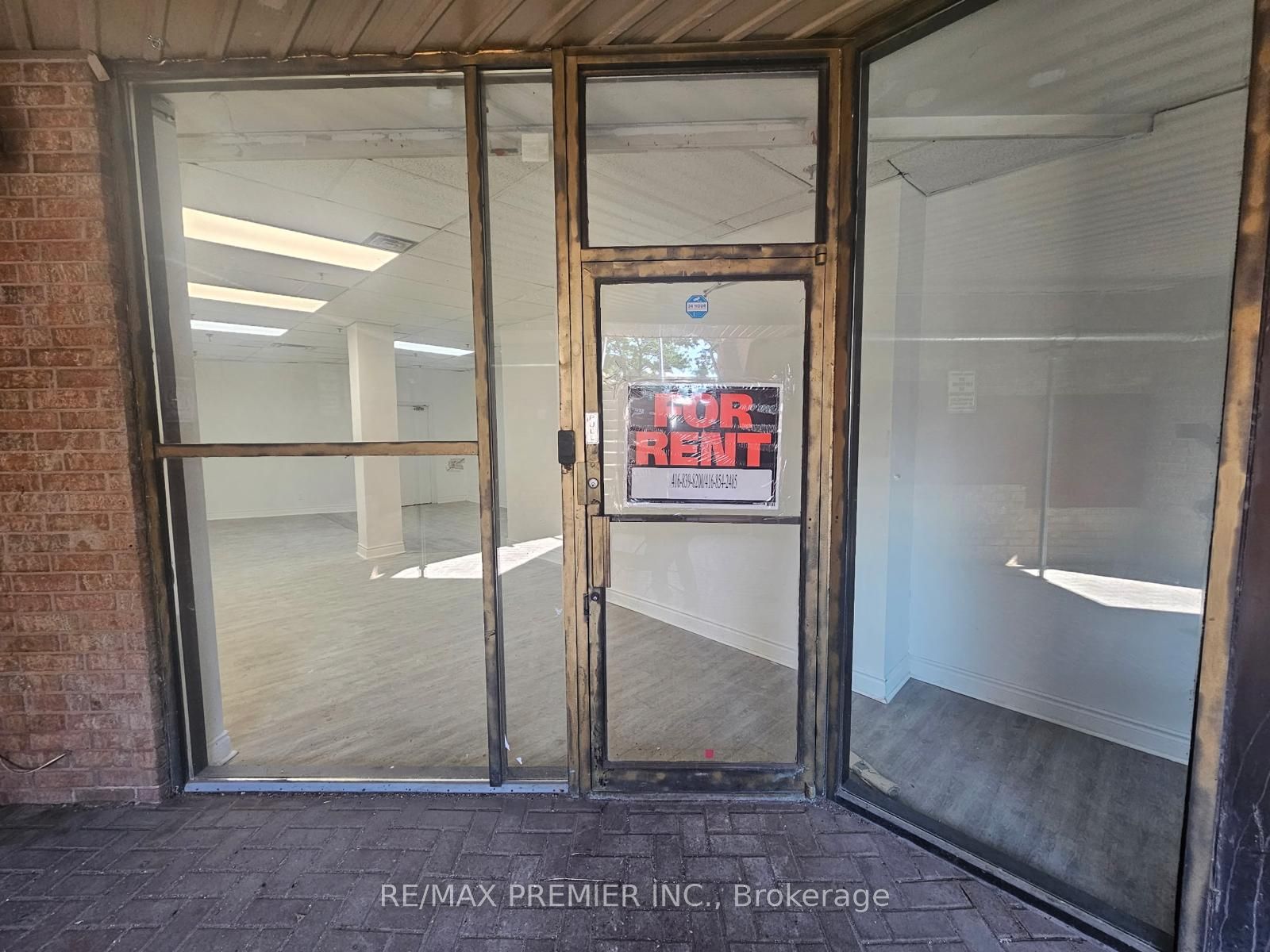 880 Ellesmere Road S101 Property Photo 3