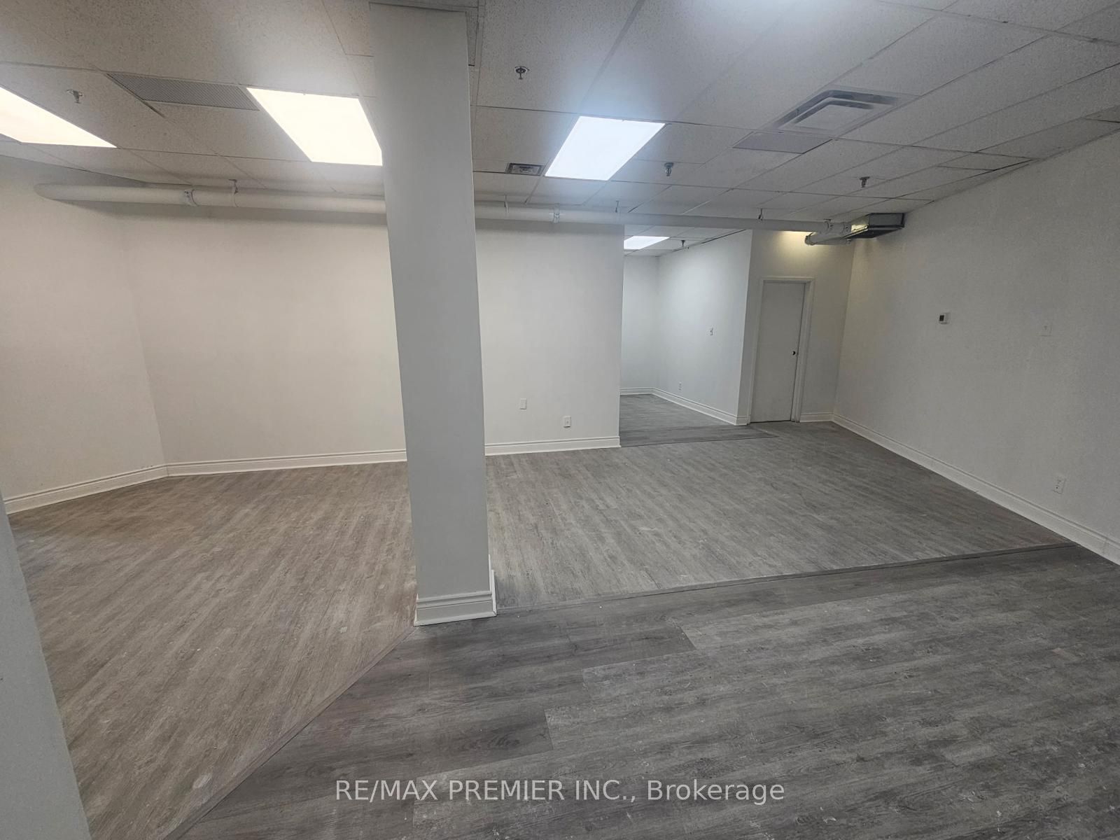 880 Ellesmere Road S101 Property Photo 5