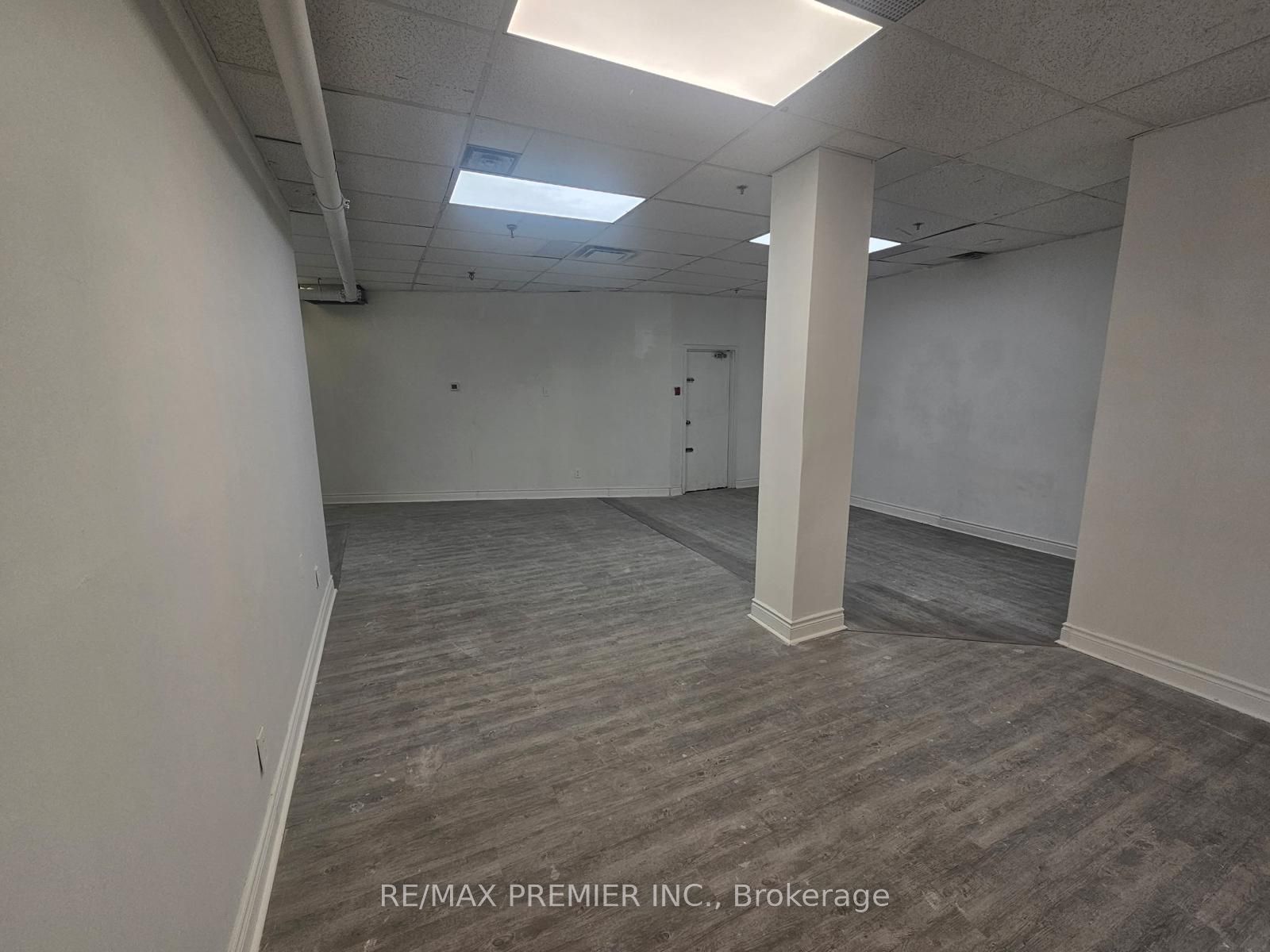 880 Ellesmere Road S101 Property Photo 6