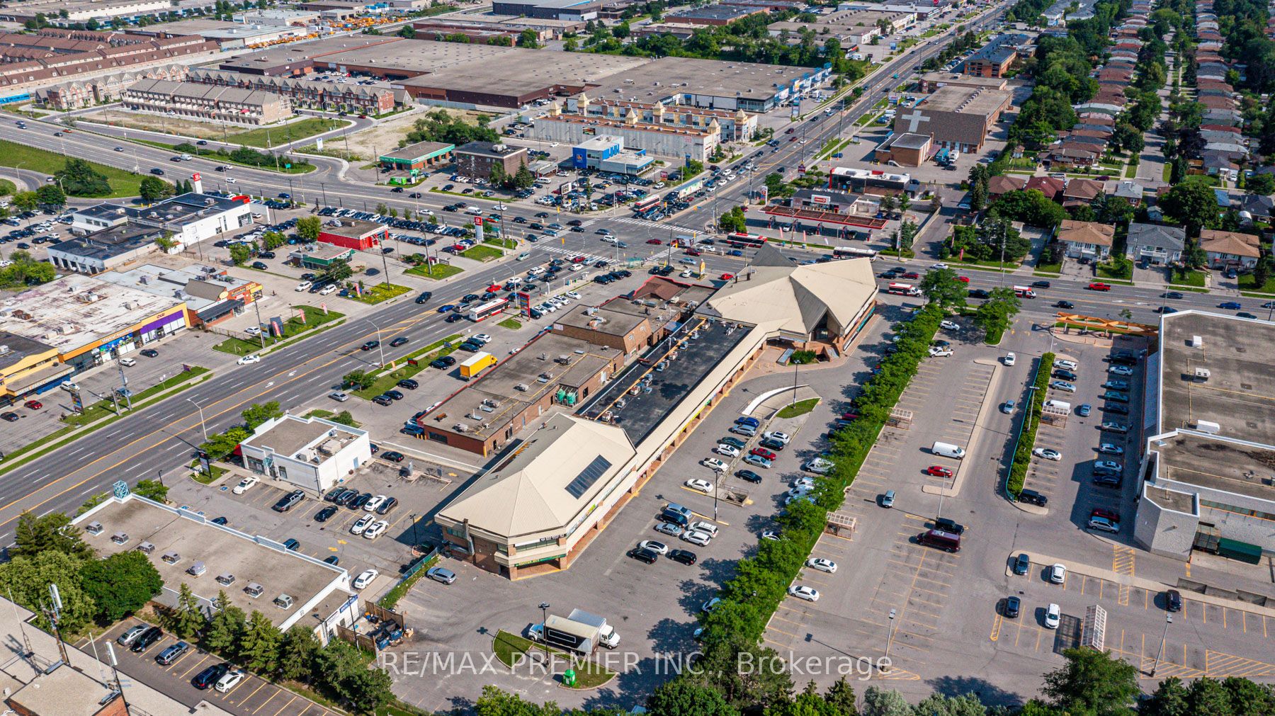 880 Ellesmere Road S101 Property Photo 8