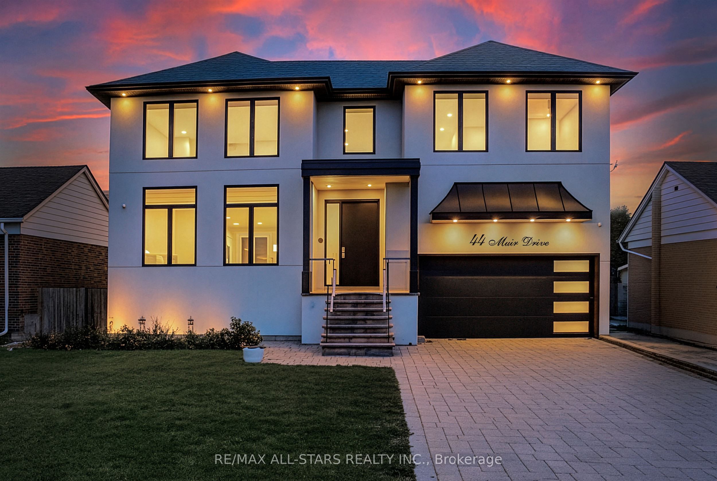 44 Muir Drive Property Photo 1