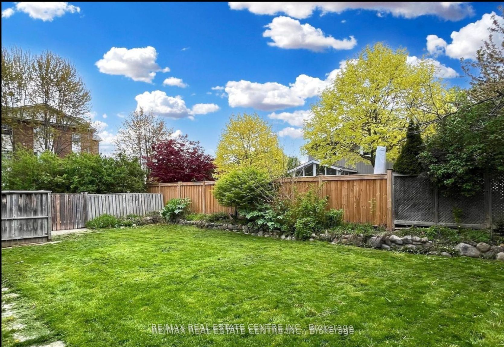 25 Ivanic Court Property Photo 5