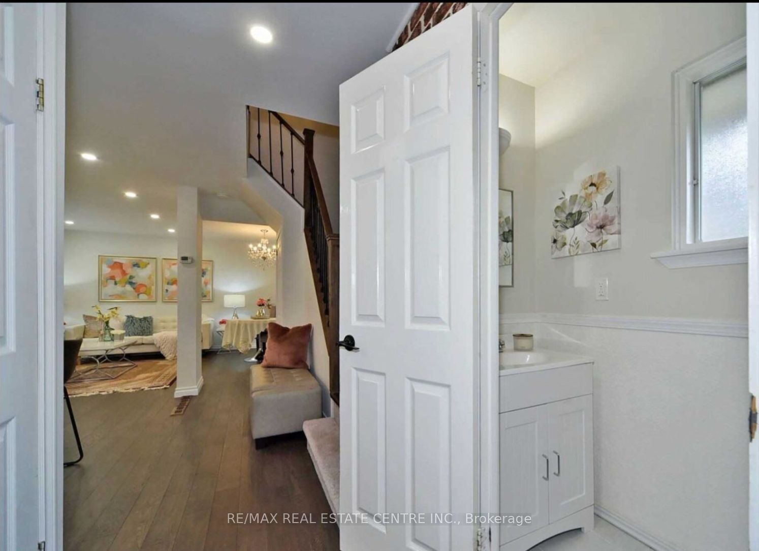 25 Ivanic Court Property Photo 19