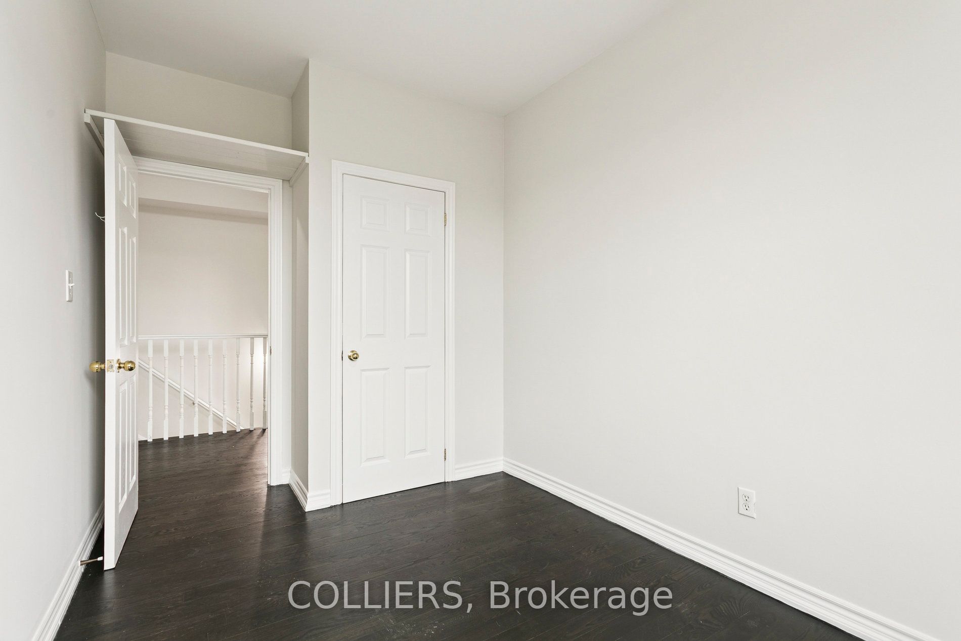 990 Kingston Road Property Photo 9