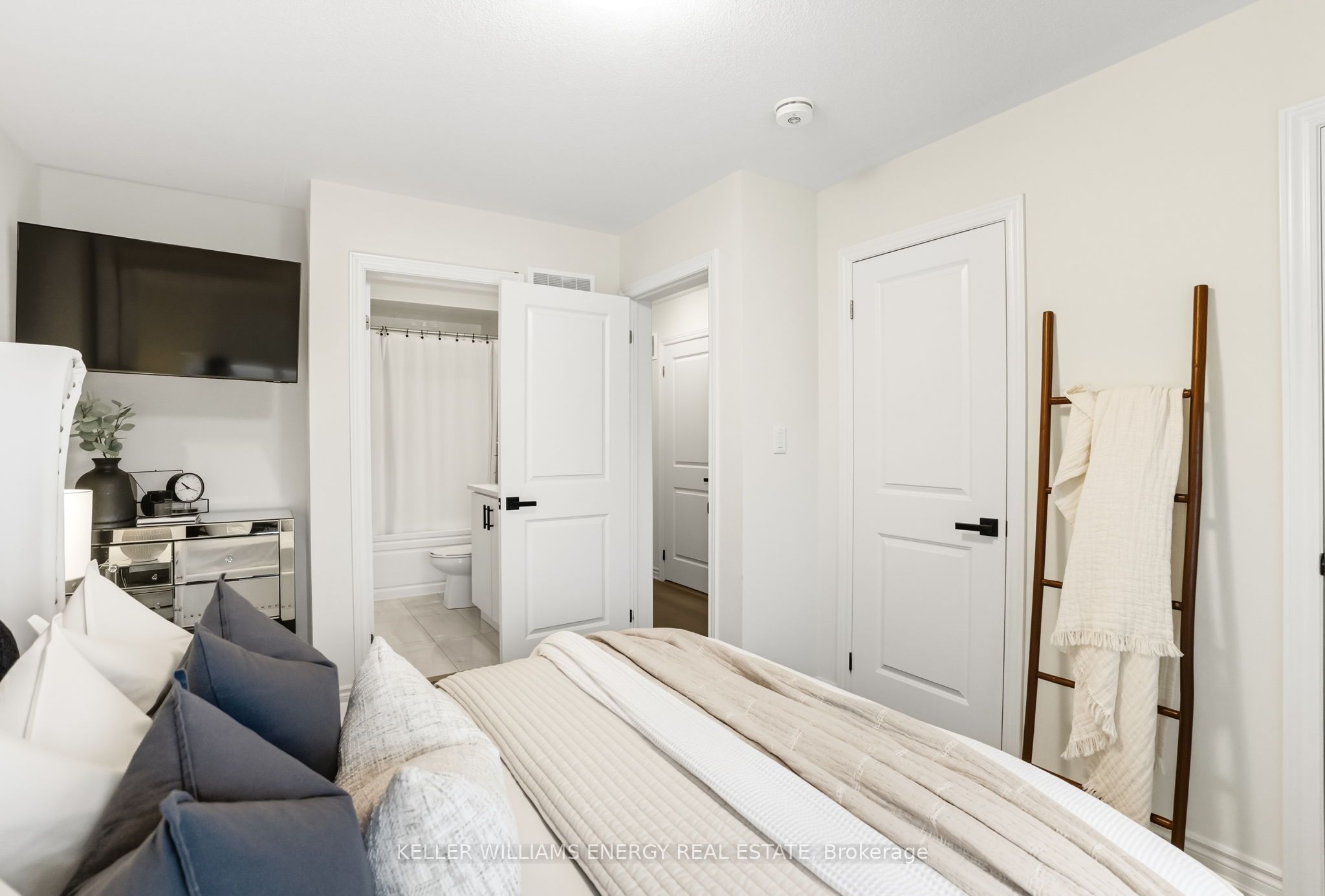 1034 Reflection Place 620 Property Photo 26