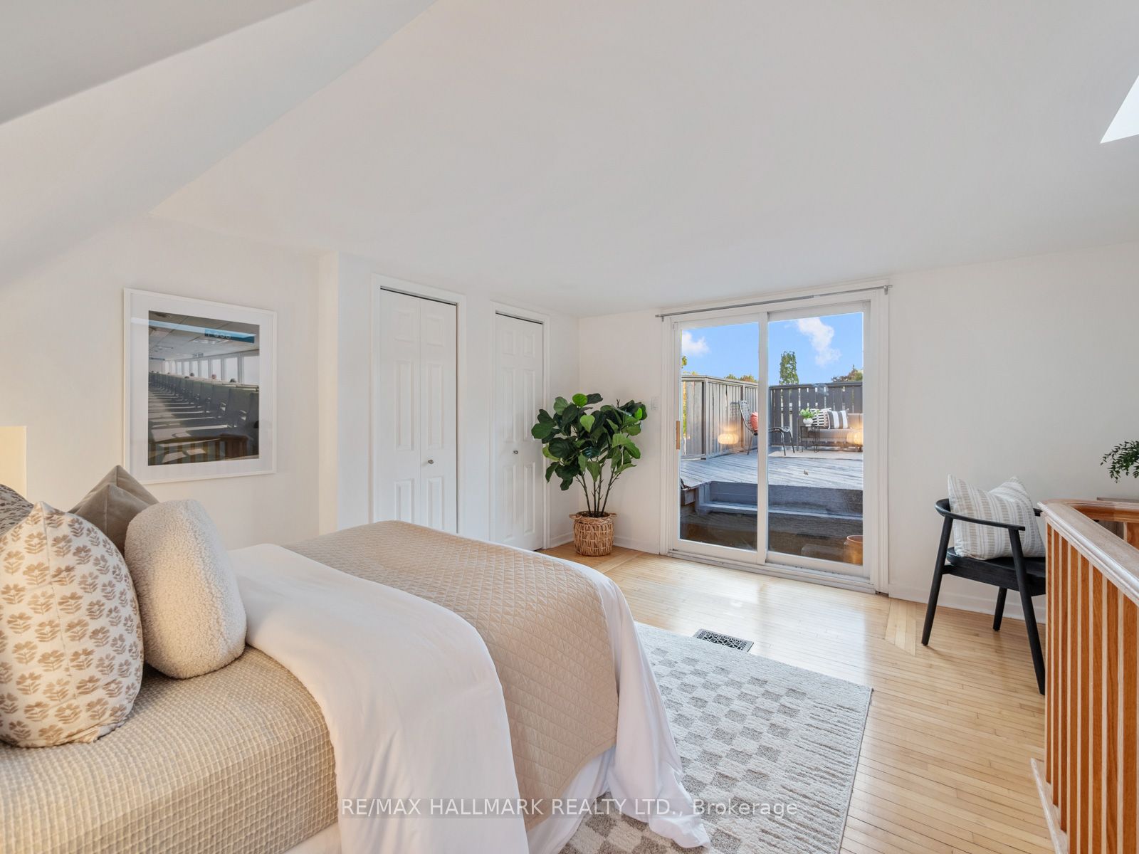 31 Tennis Crescent Property Photo 30