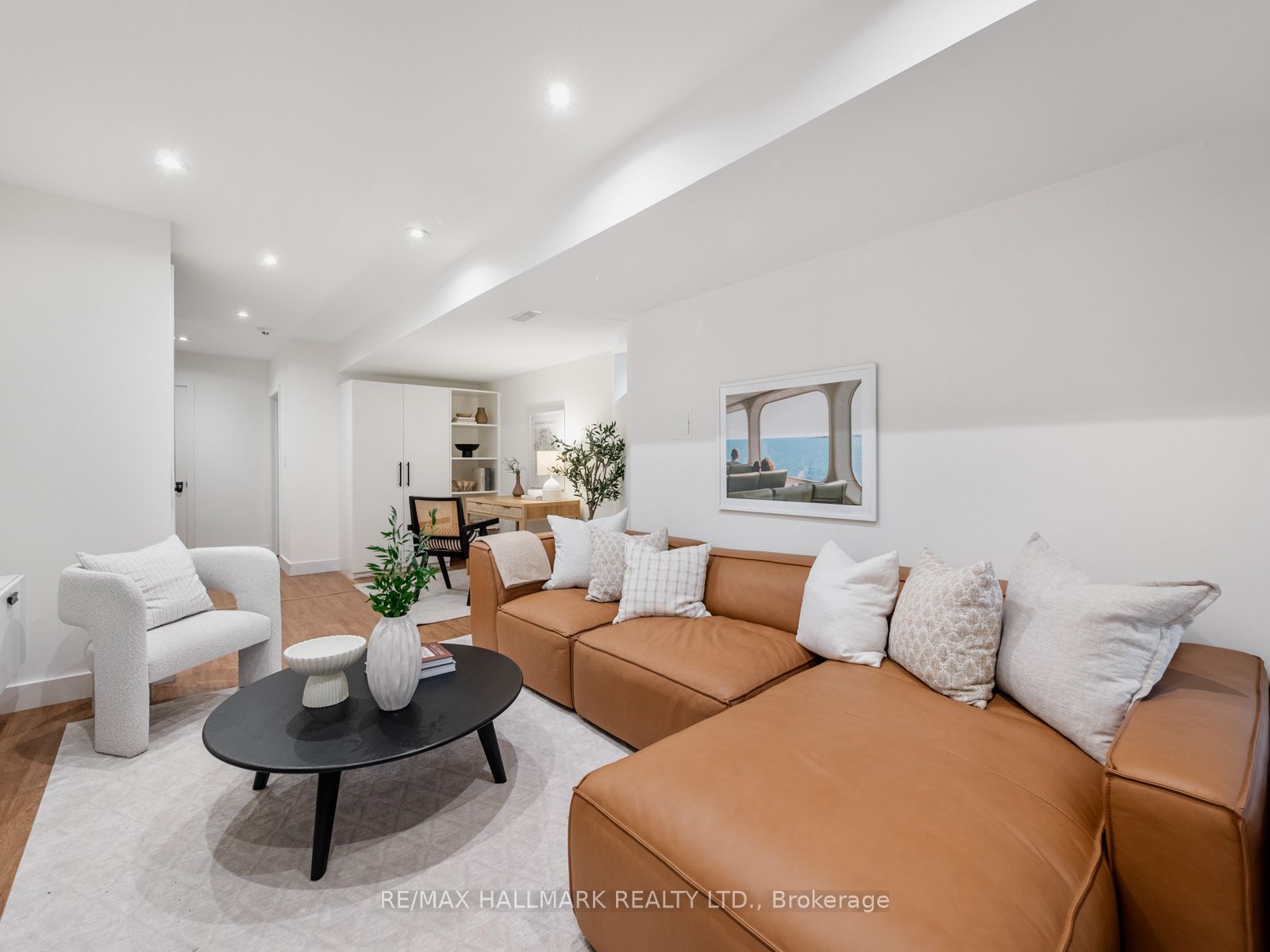 31 Tennis Crescent Property Photo 39