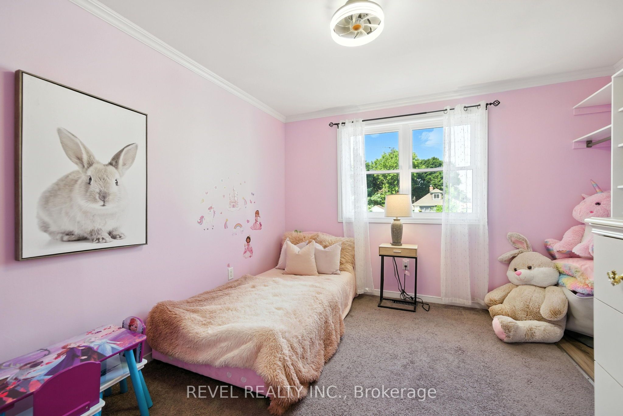 57 Rosehill Boulevard Property Photo 8