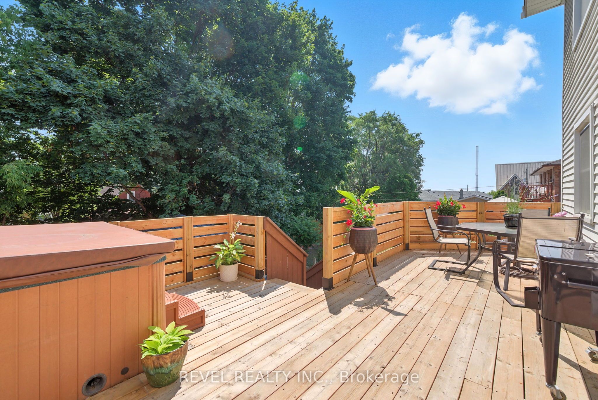 57 Rosehill Boulevard Property Photo 15