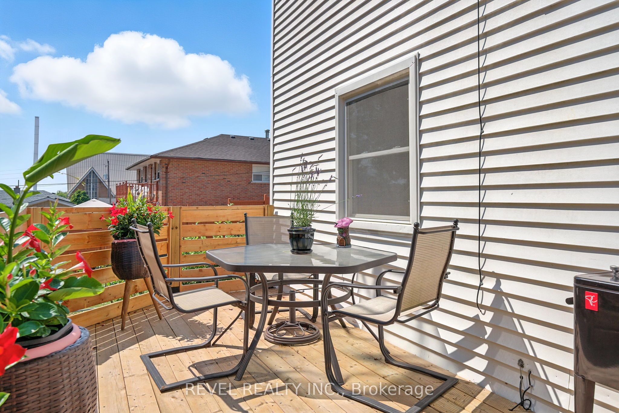 57 Rosehill Boulevard Property Photo 16