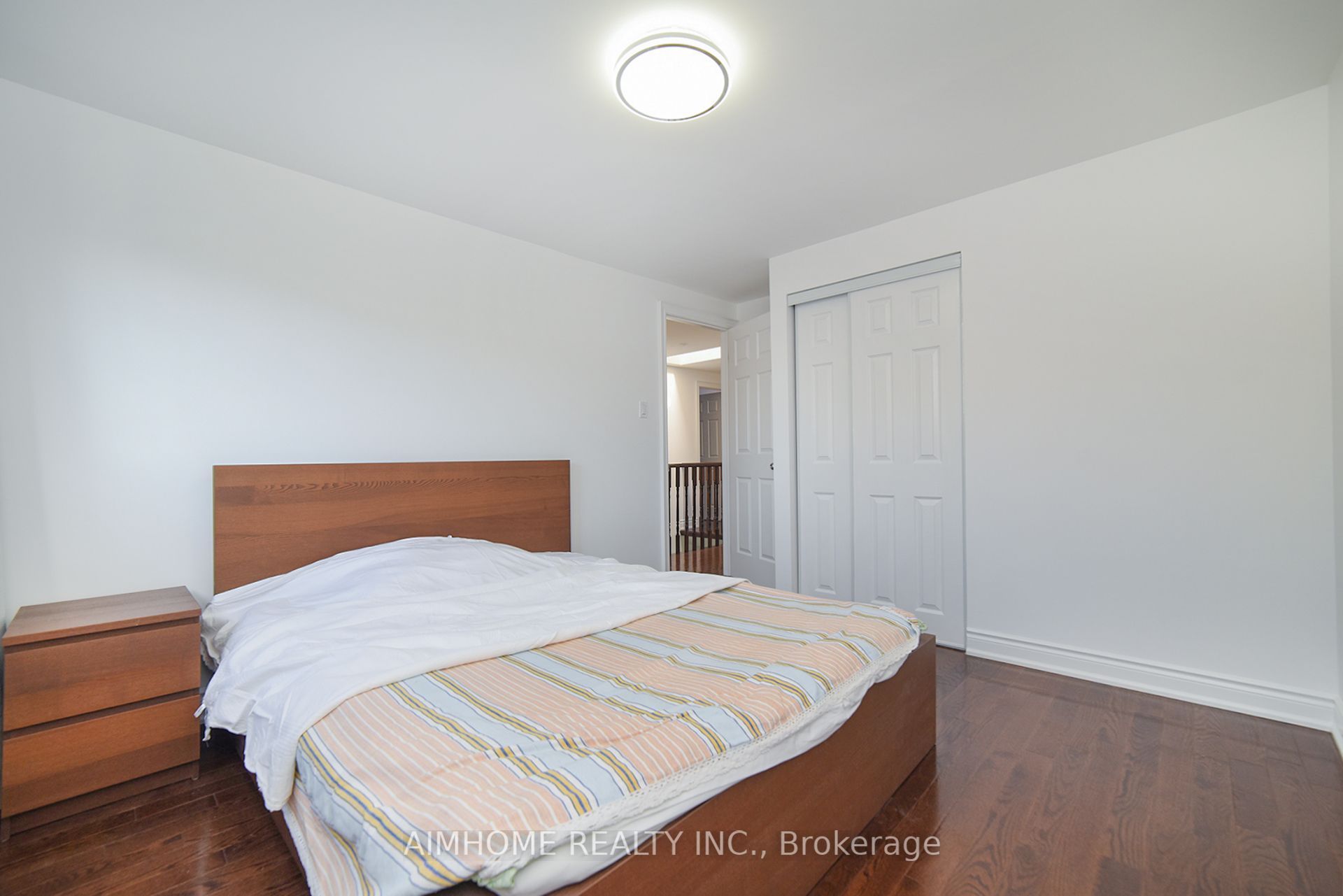 213 Hupfield Trail Property Photo 23