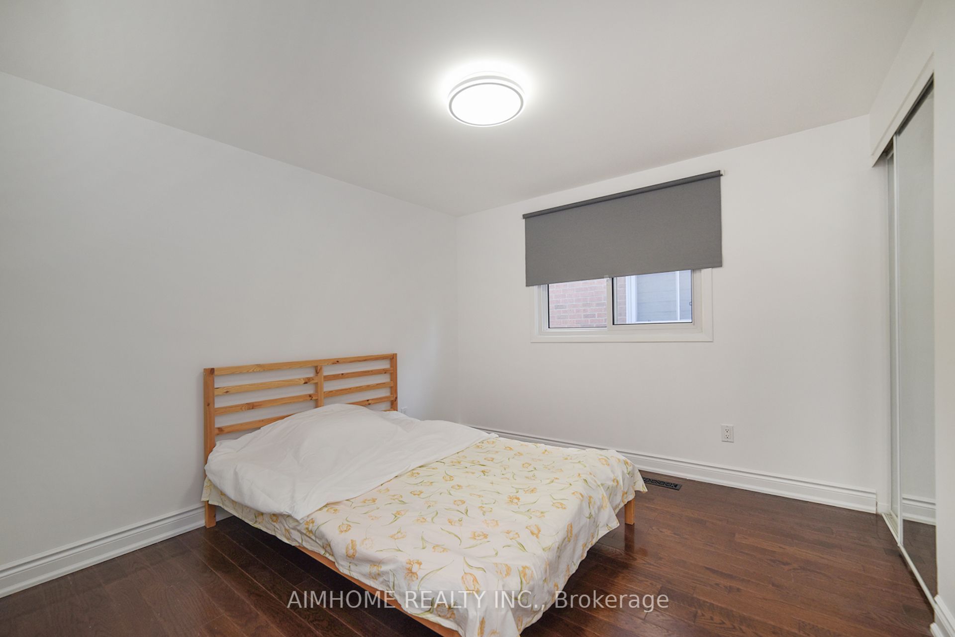 213 Hupfield Trail Property Photo 25