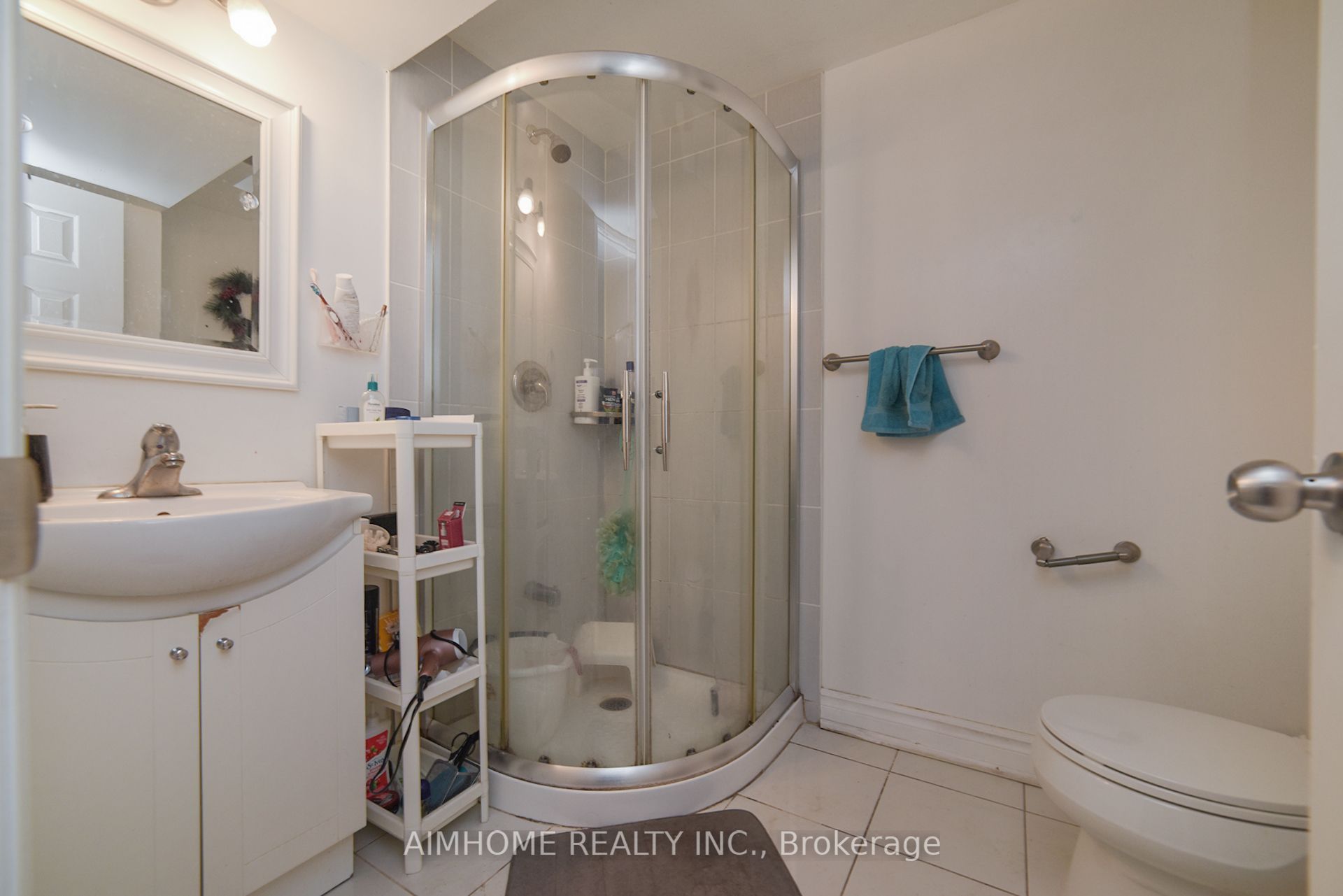 213 Hupfield Trail Property Photo 36