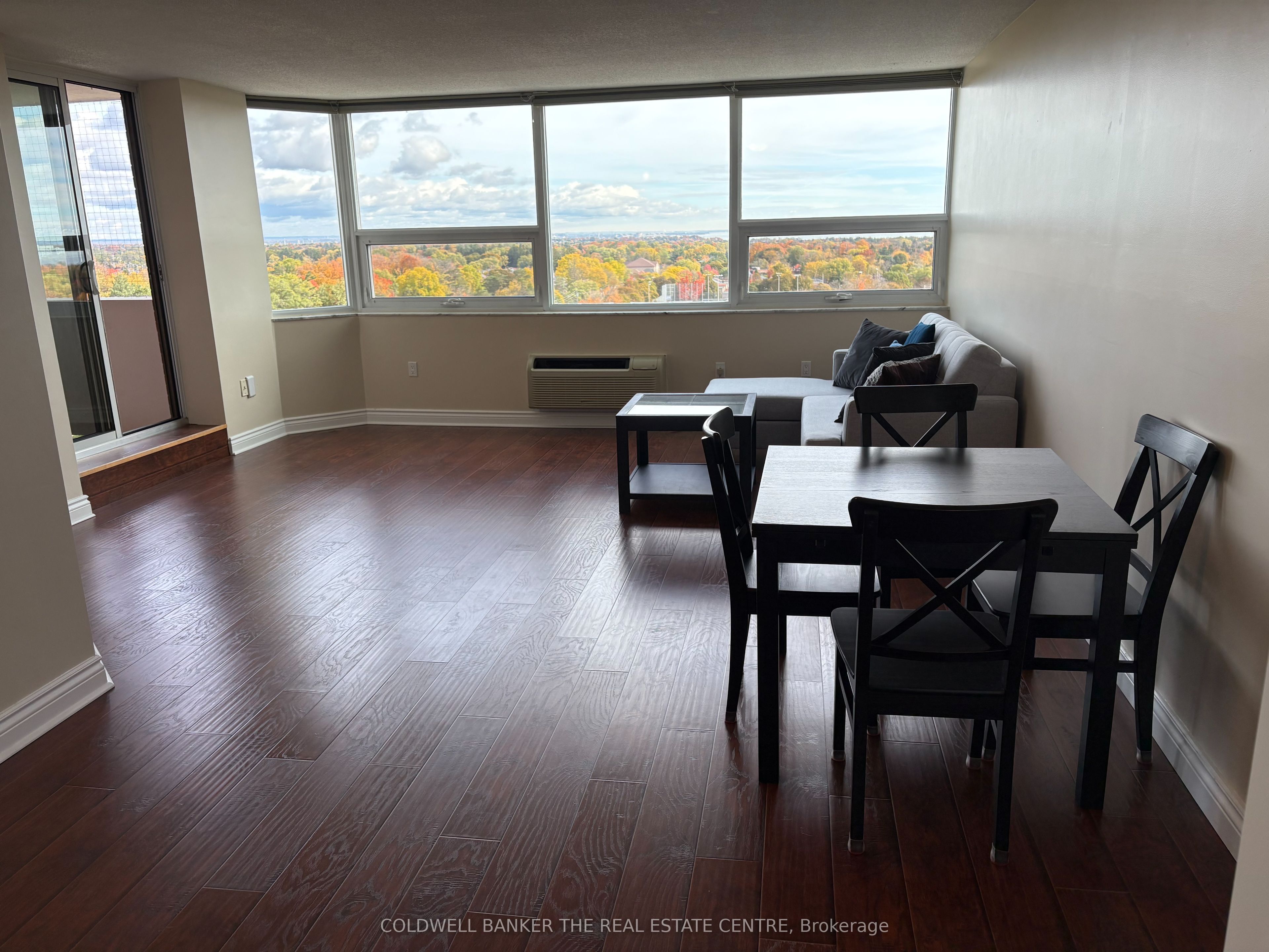 121 Ling Road 1211 Property Photo 2