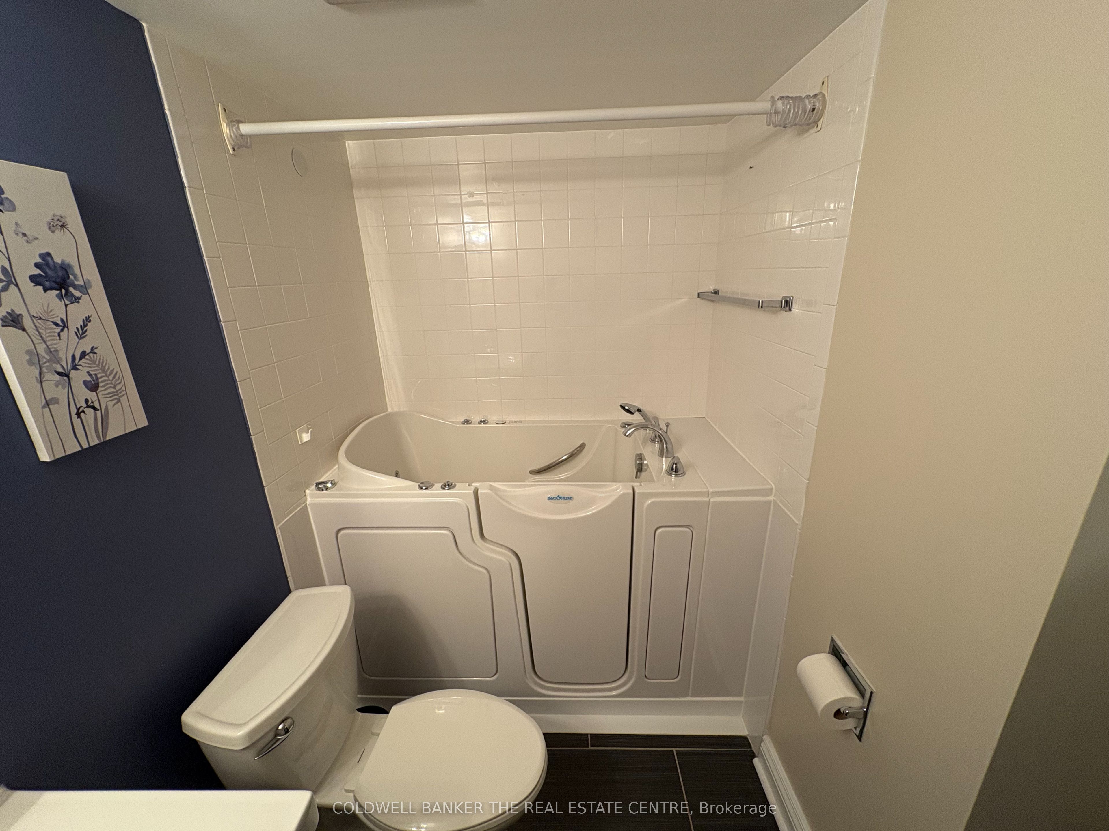 121 Ling Road 1211 Property Photo 12