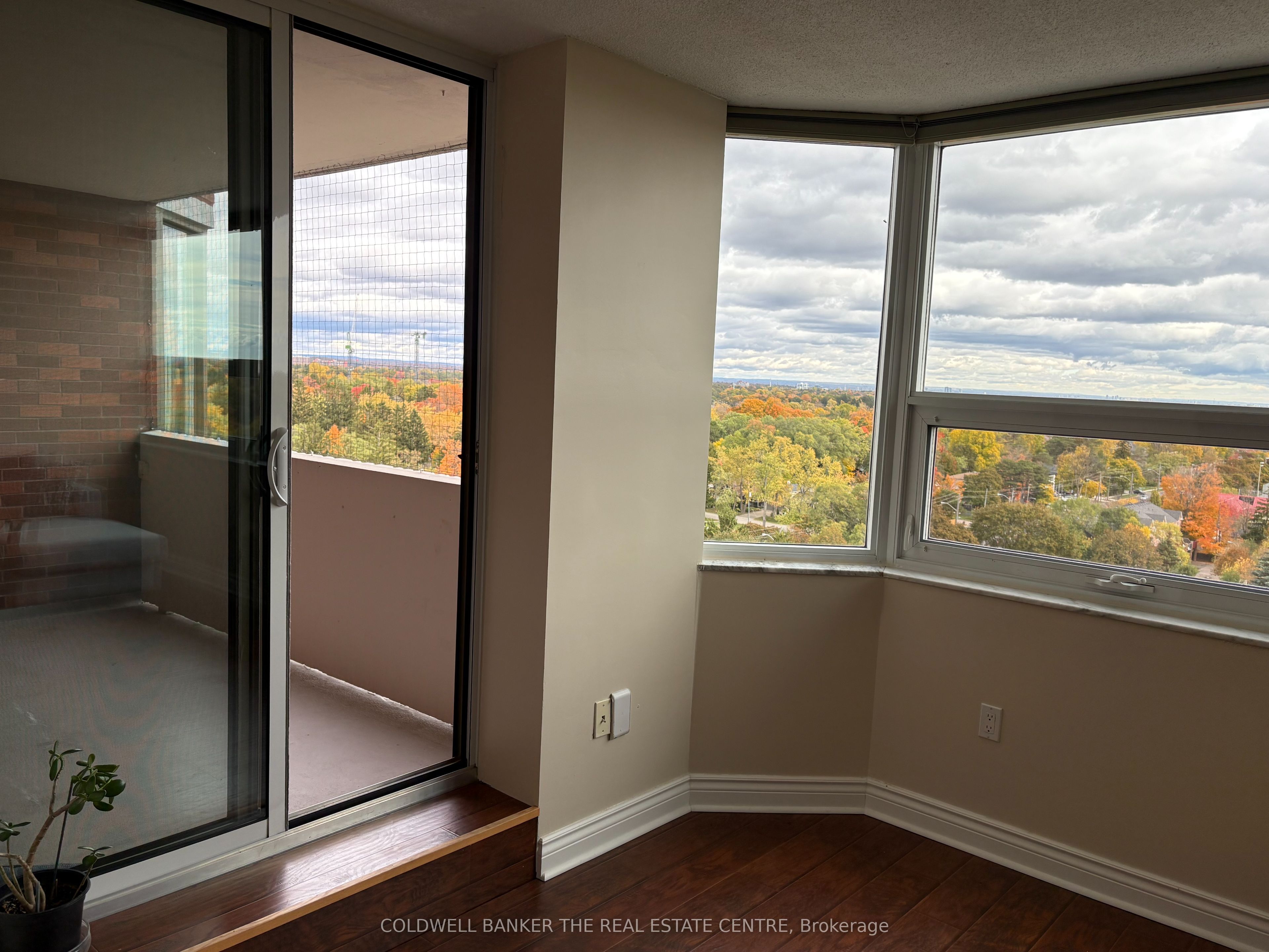 121 Ling Road 1211 Property Photo 21