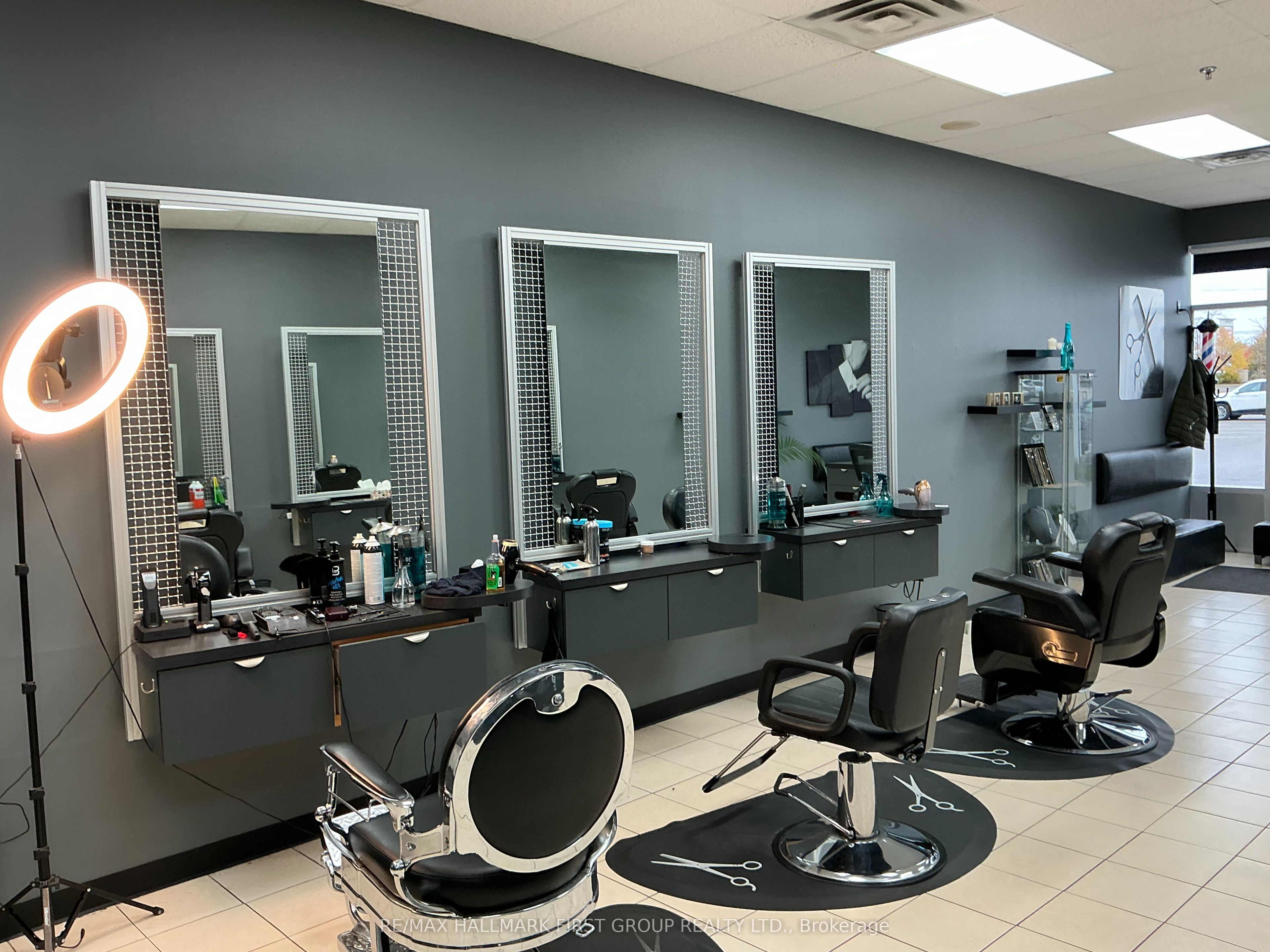 1965 Salem Road N 8 Property Photo 4