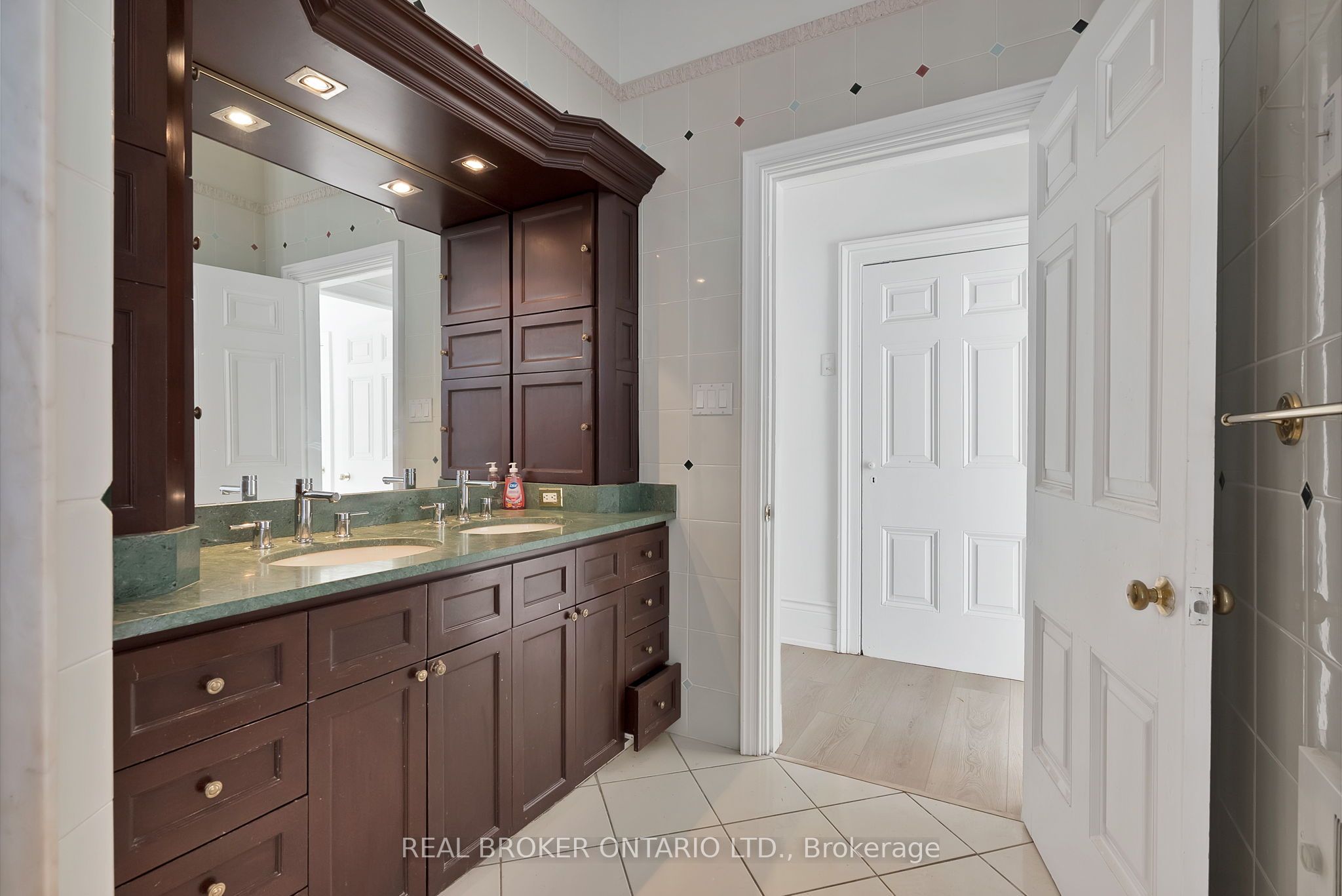 780 Garden Street Property Photo 24