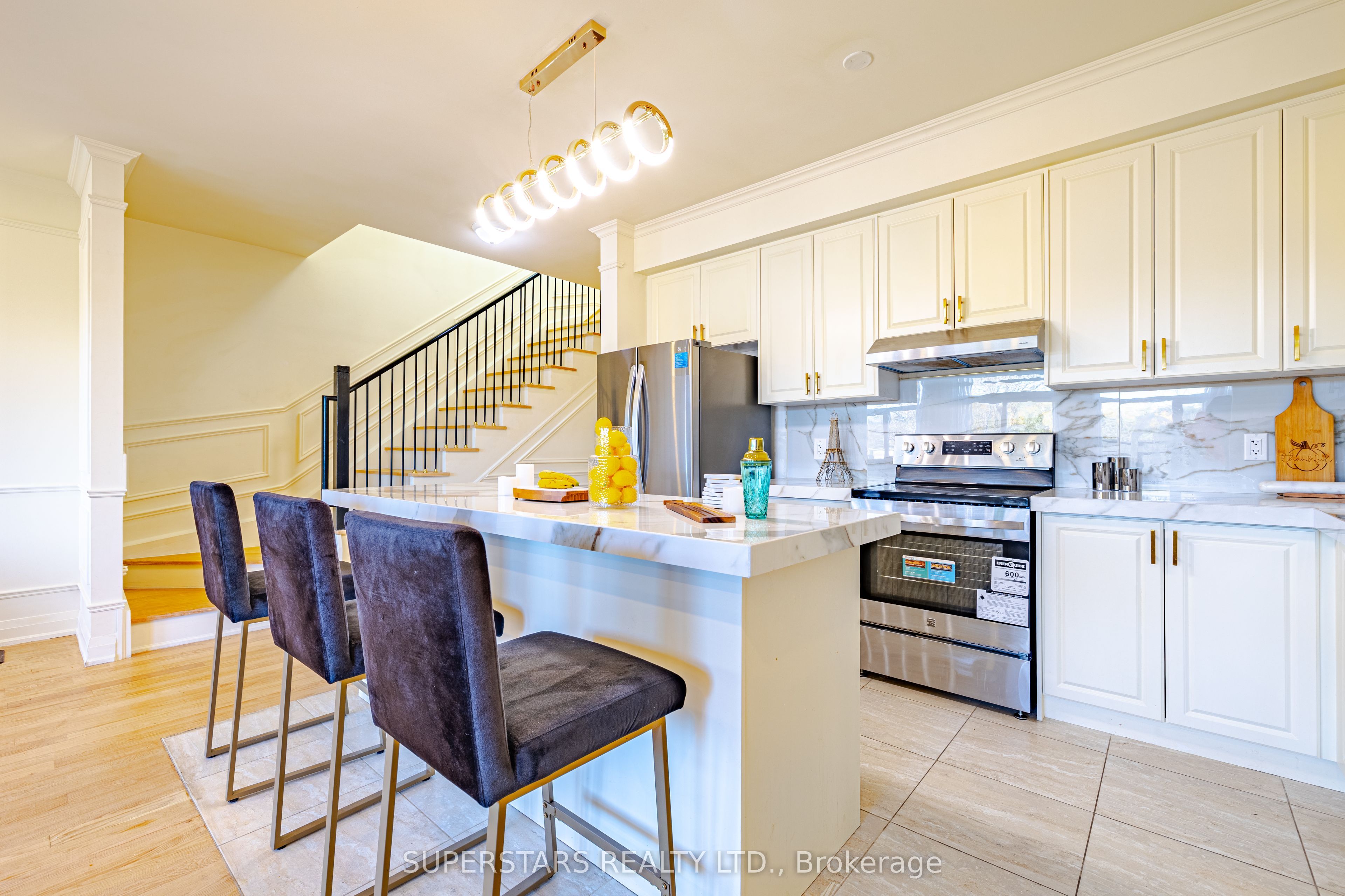 56 Chelliah Court Property Photo 7