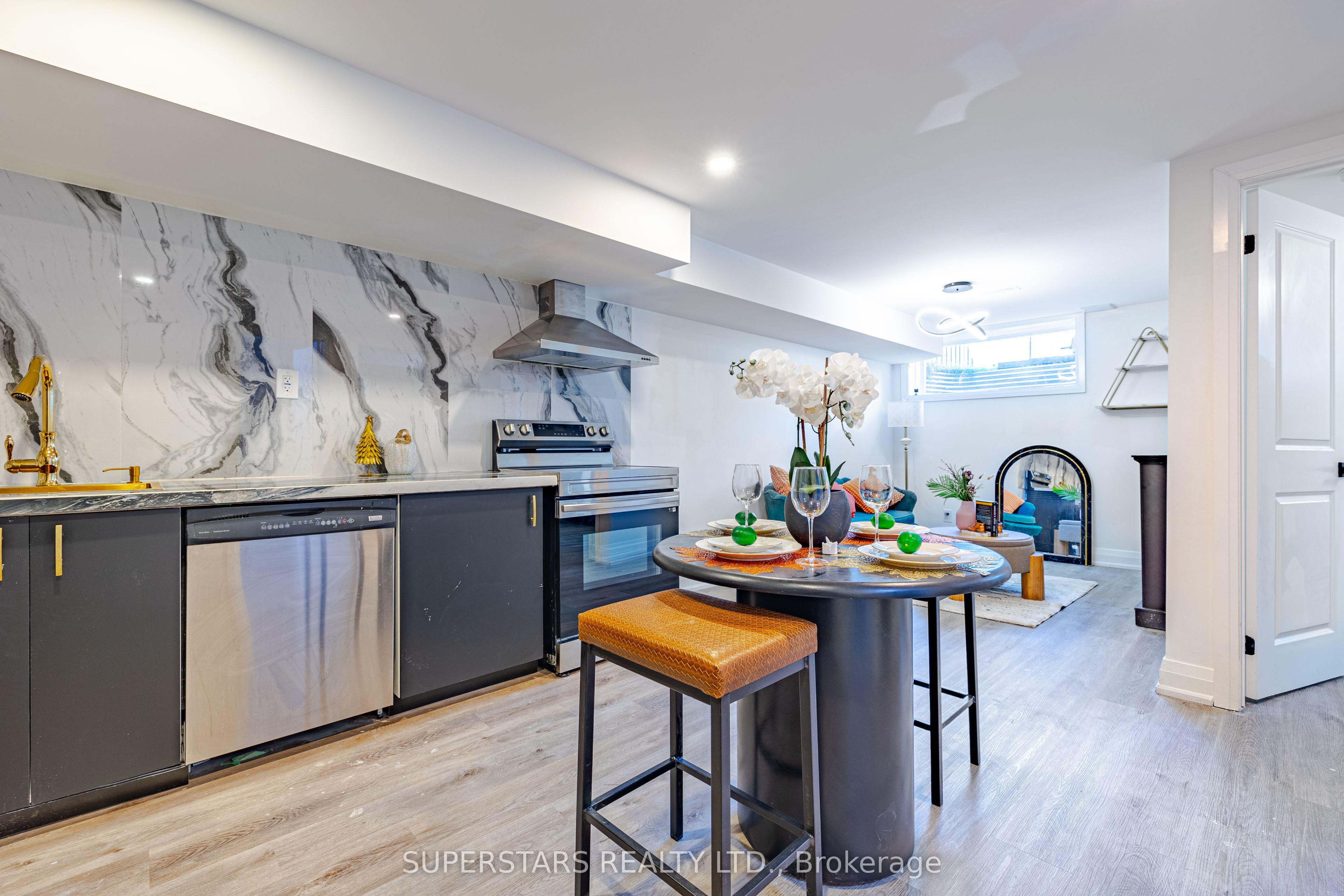 56 Chelliah Court Property Photo 32