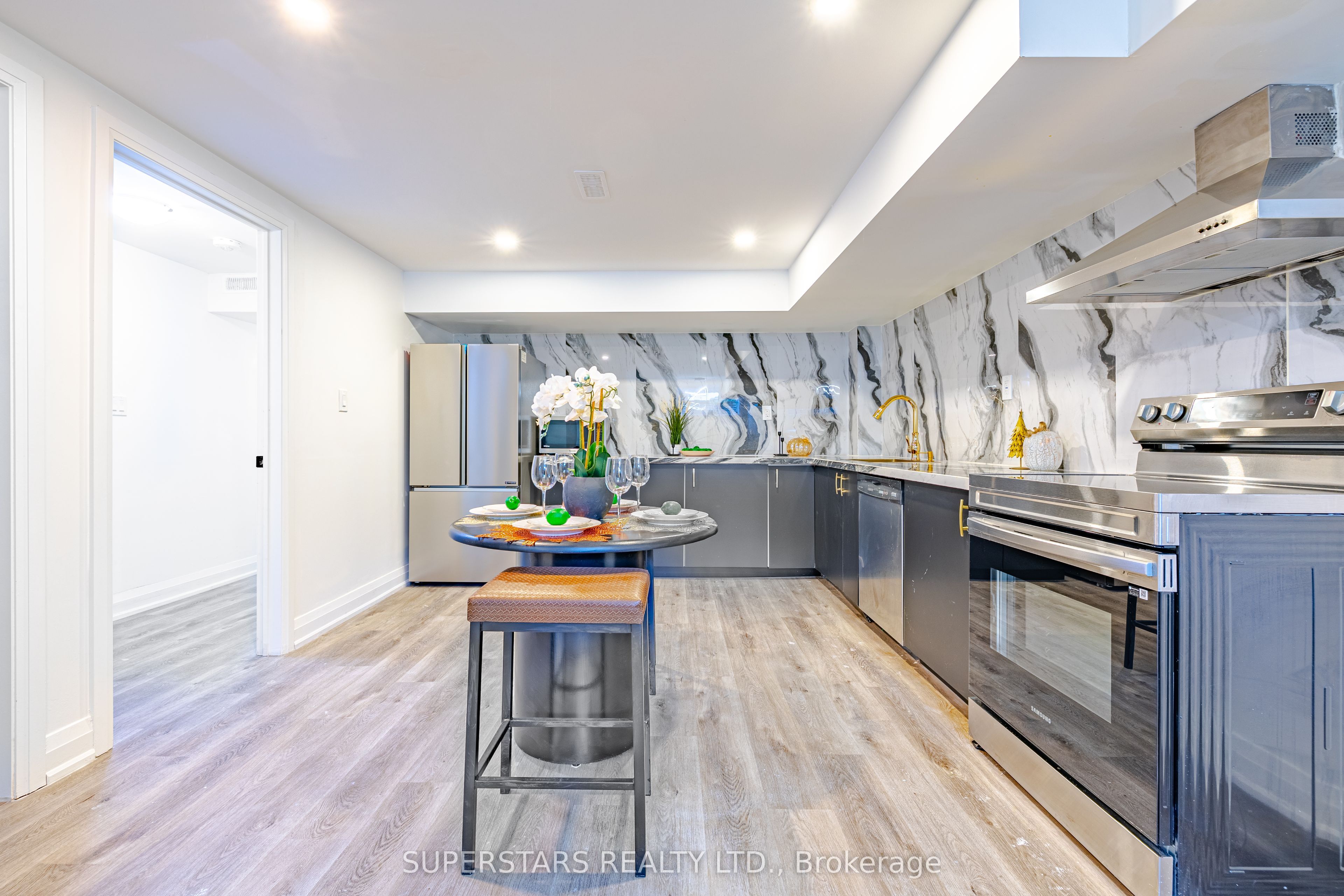 56 Chelliah Court Property Photo 33