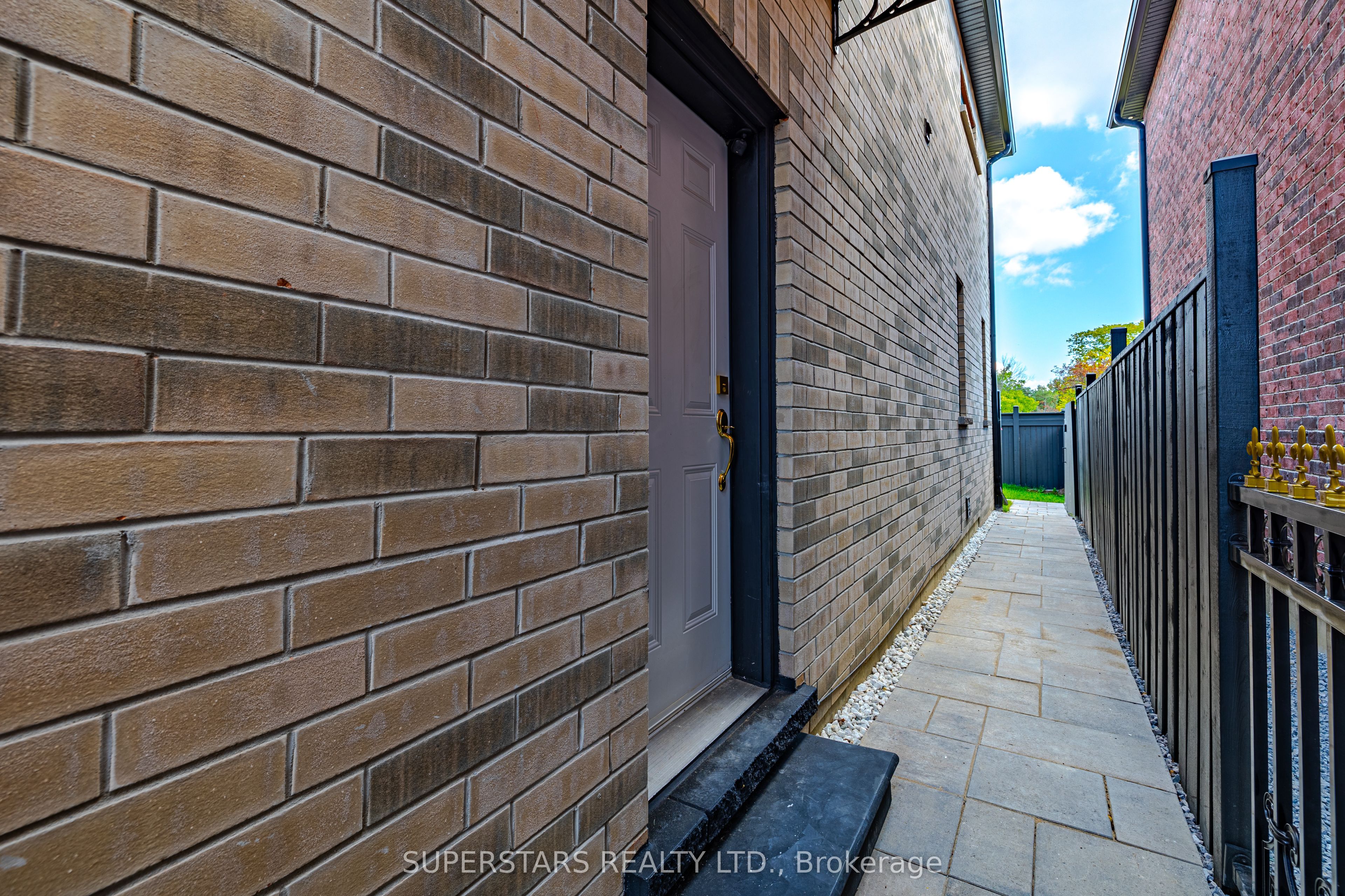 56 Chelliah Court Property Photo 39