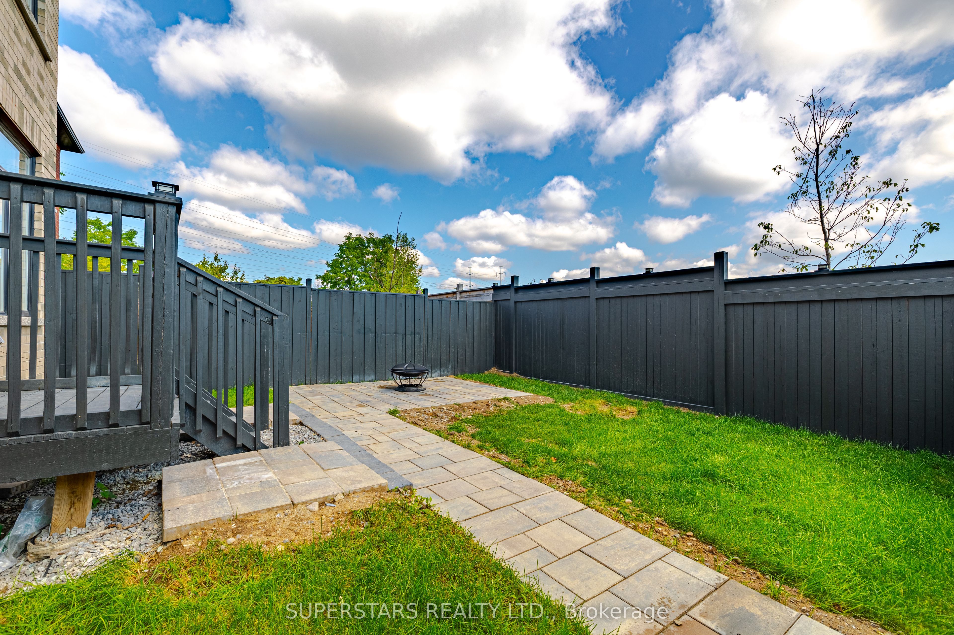 56 Chelliah Court Property Photo 40