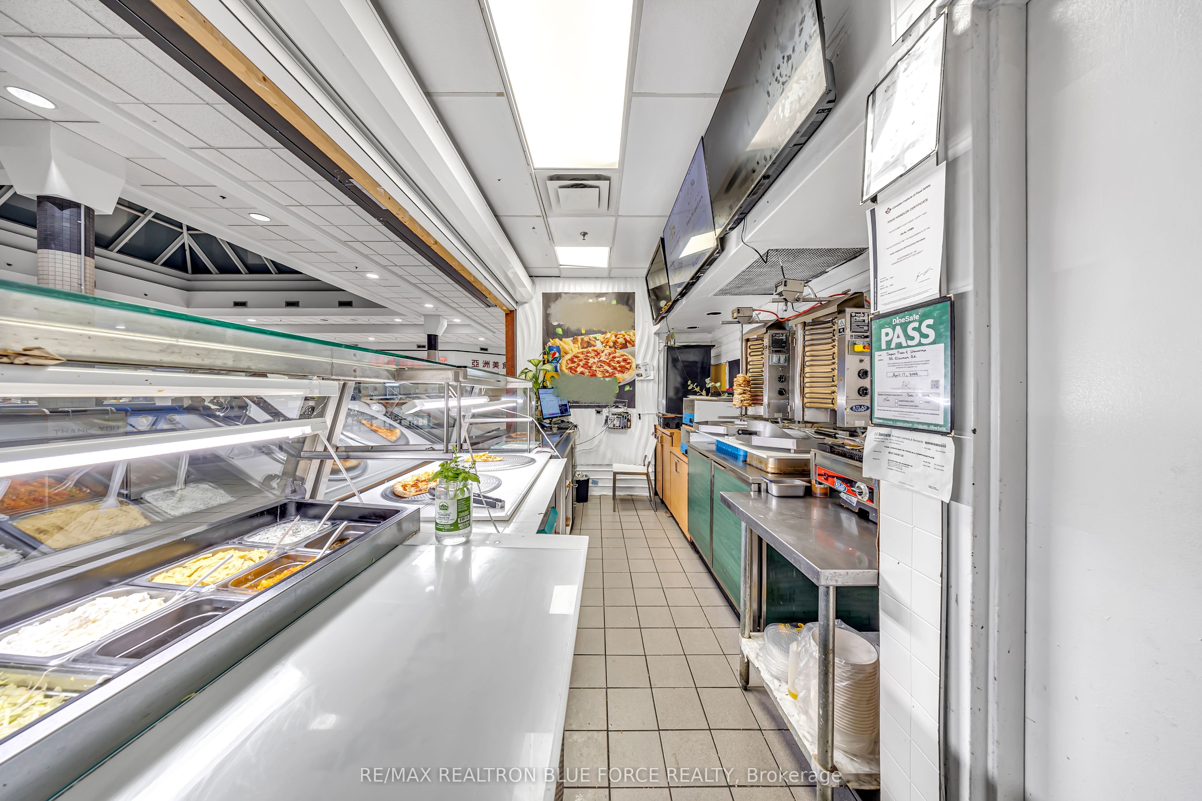 85 Ellesmere Road Property Photo 9