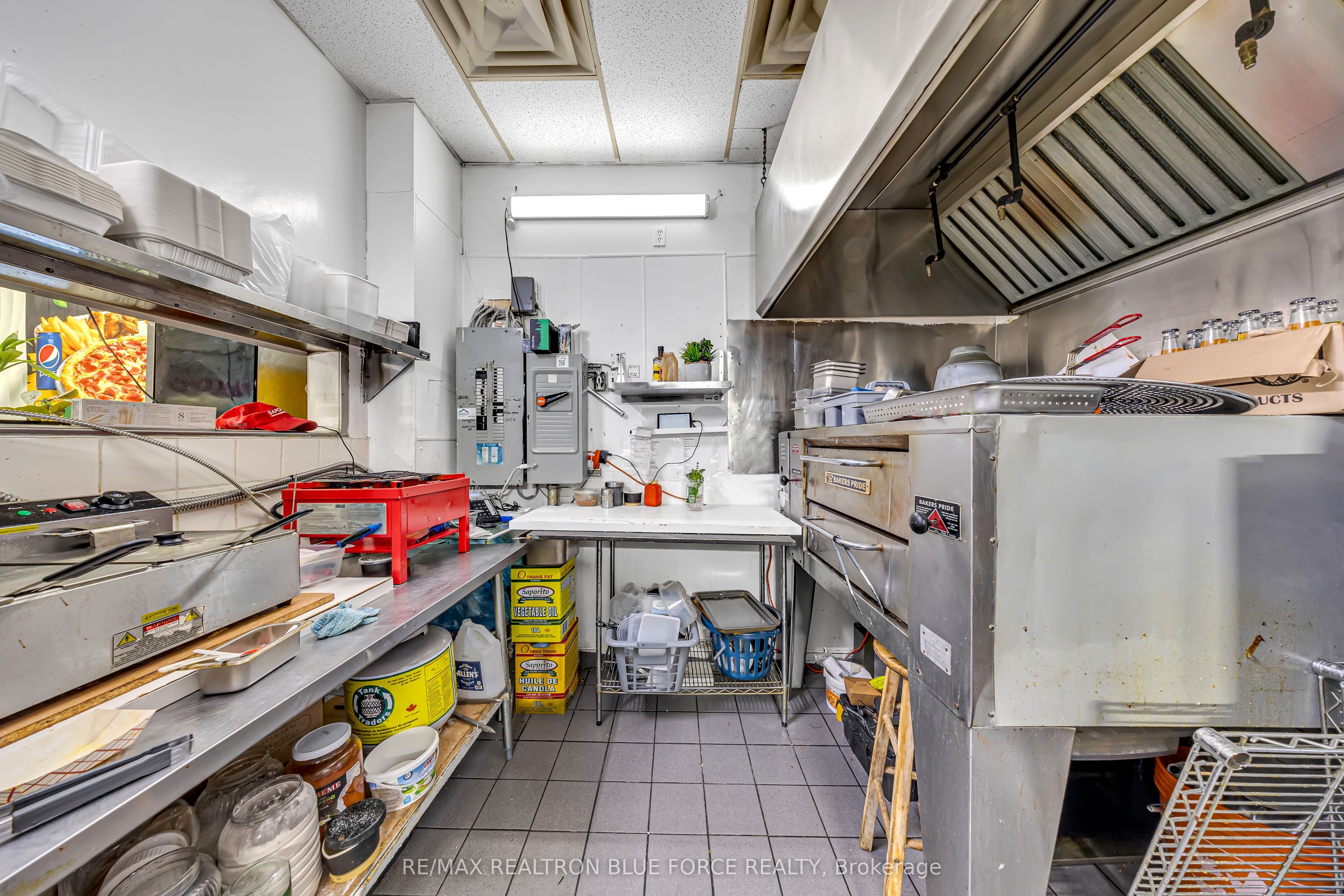 85 Ellesmere Road Property Photo 12